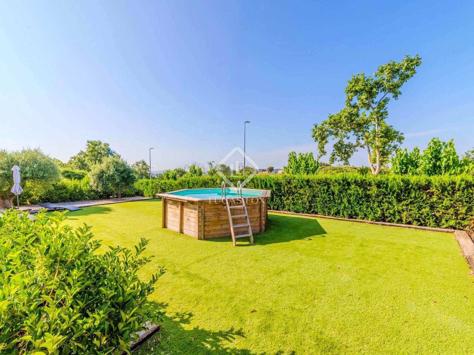 4 soveværelse Finca/Landehus til salg i Font-rubi med swimmingpool garage - € 670.000 (Ref: 9066874)