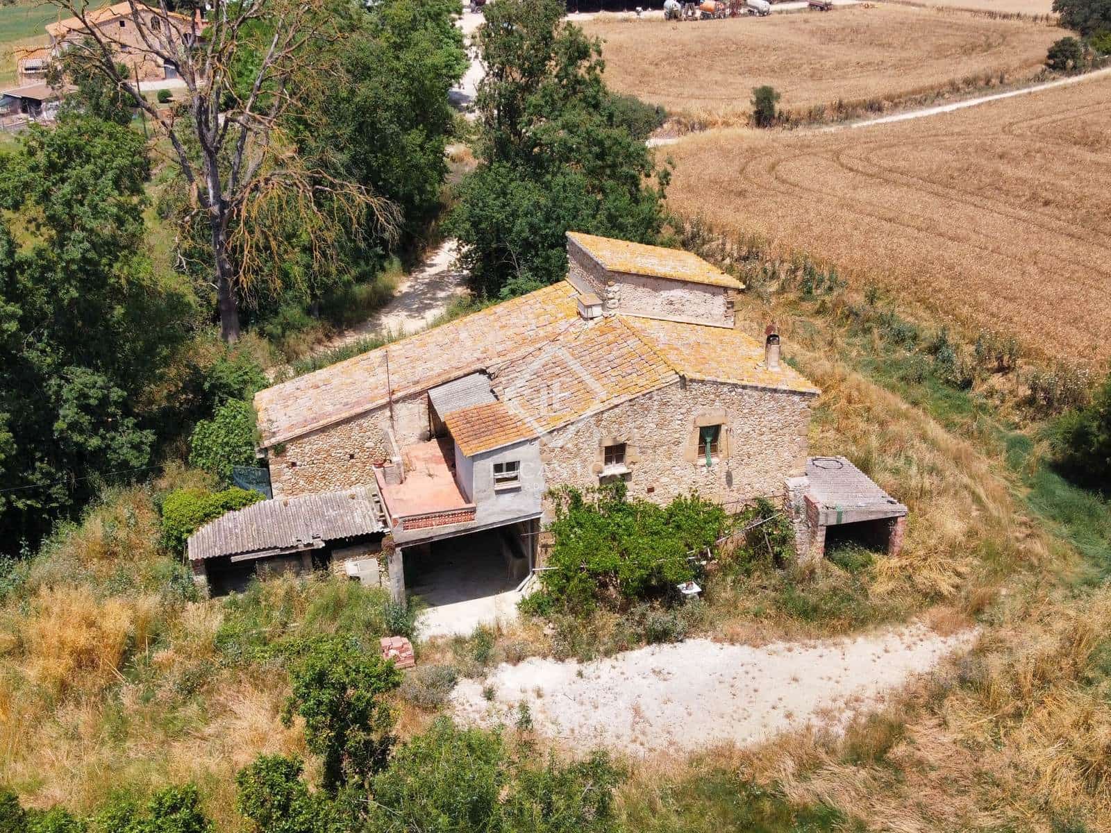 4 soveværelse Finca/Landehus til salg i Cabanelles - € 500.000 (Ref: 9066972)