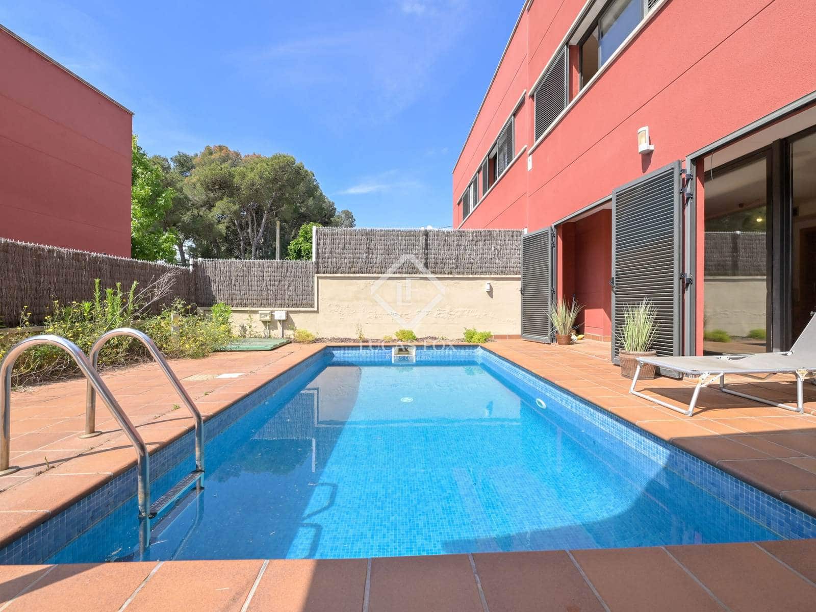 4 soveværelse Villa til salg i Sant Antoni de Calonge med swimmingpool garage - € 550.000 (Ref: 9072235)