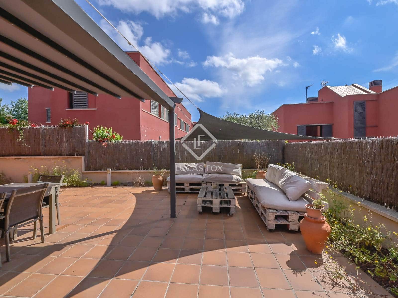 4 soveværelse Villa til salg i Sant Antoni de Calonge med swimmingpool garage - € 550.000 (Ref: 9072235)