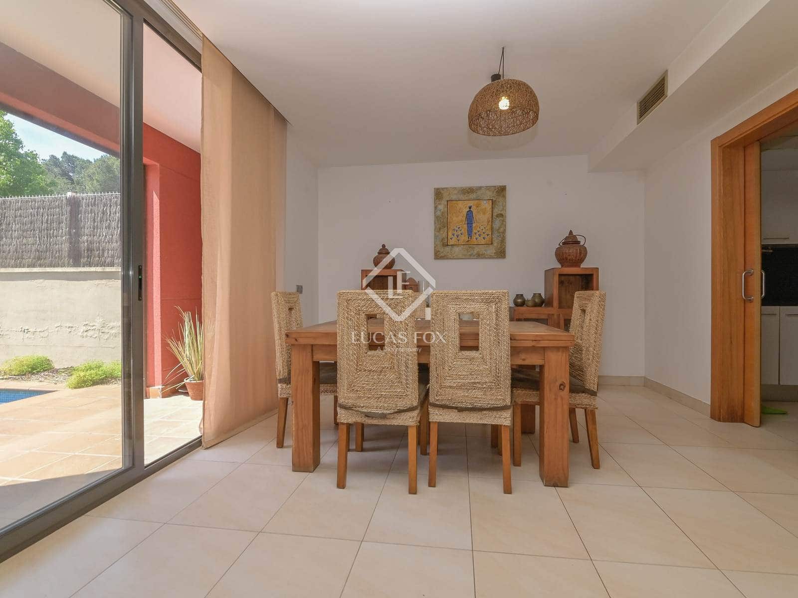 4 soveværelse Villa til salg i Sant Antoni de Calonge med swimmingpool garage - € 550.000 (Ref: 9072235)