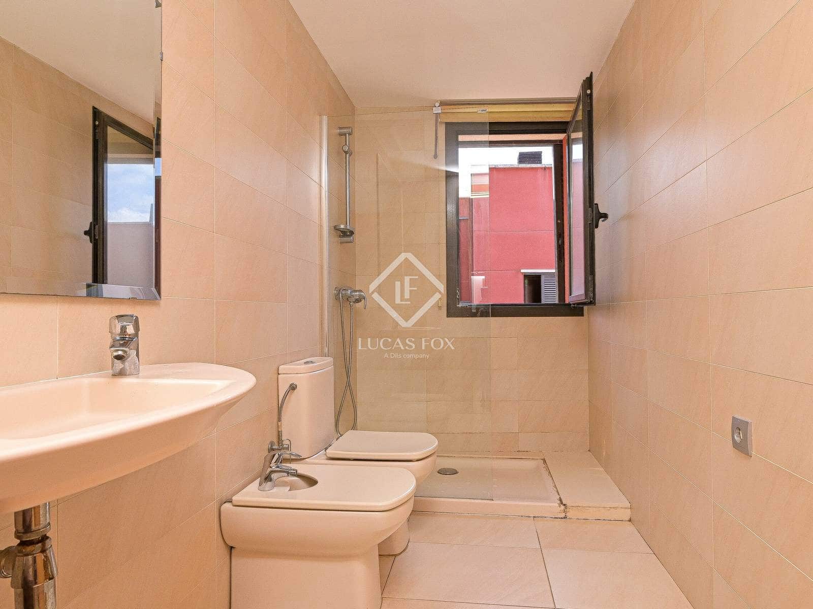 4 soveværelse Villa til salg i Sant Antoni de Calonge med swimmingpool garage - € 550.000 (Ref: 9072235)