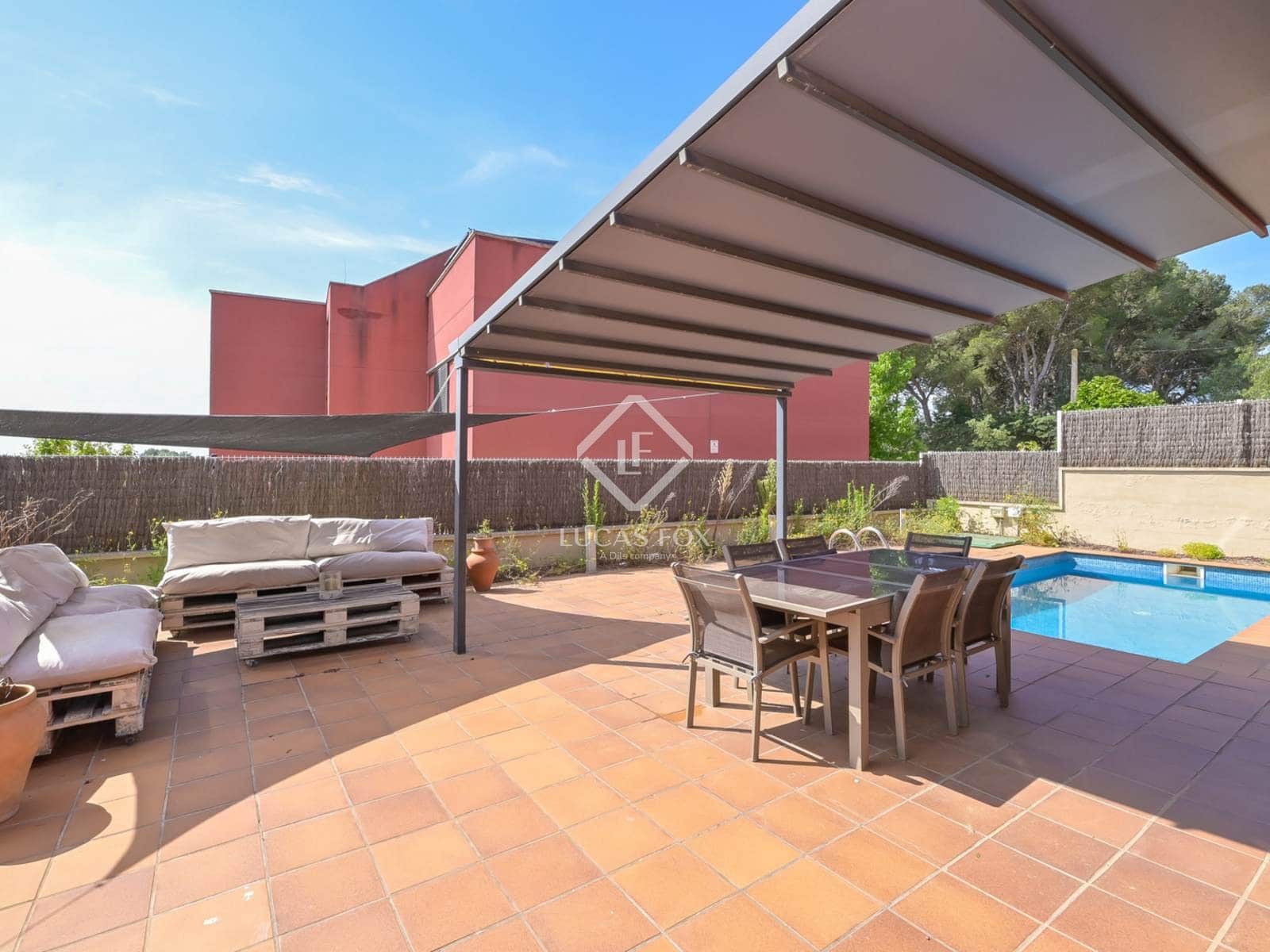 4 soveværelse Villa til salg i Sant Antoni de Calonge med swimmingpool garage - € 550.000 (Ref: 9072235)