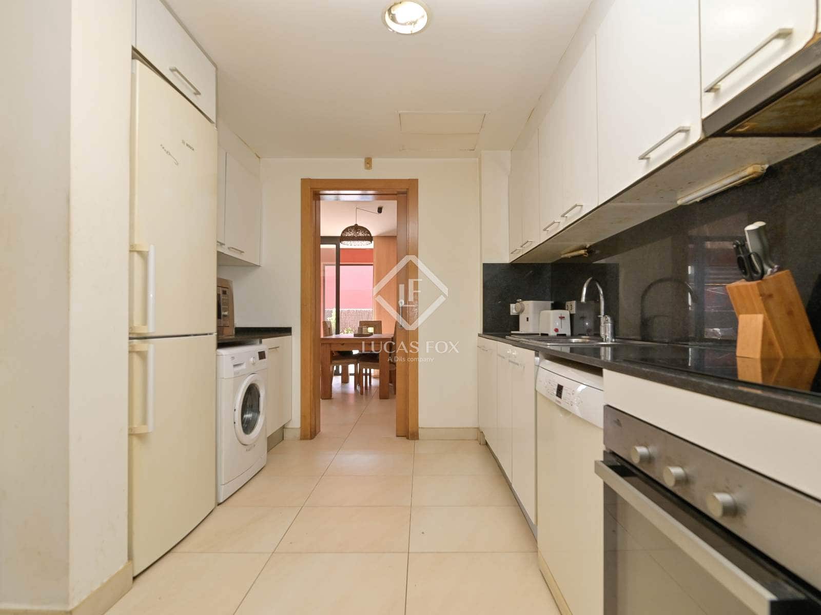 4 soveværelse Villa til salg i Sant Antoni de Calonge med swimmingpool garage - € 550.000 (Ref: 9072235)