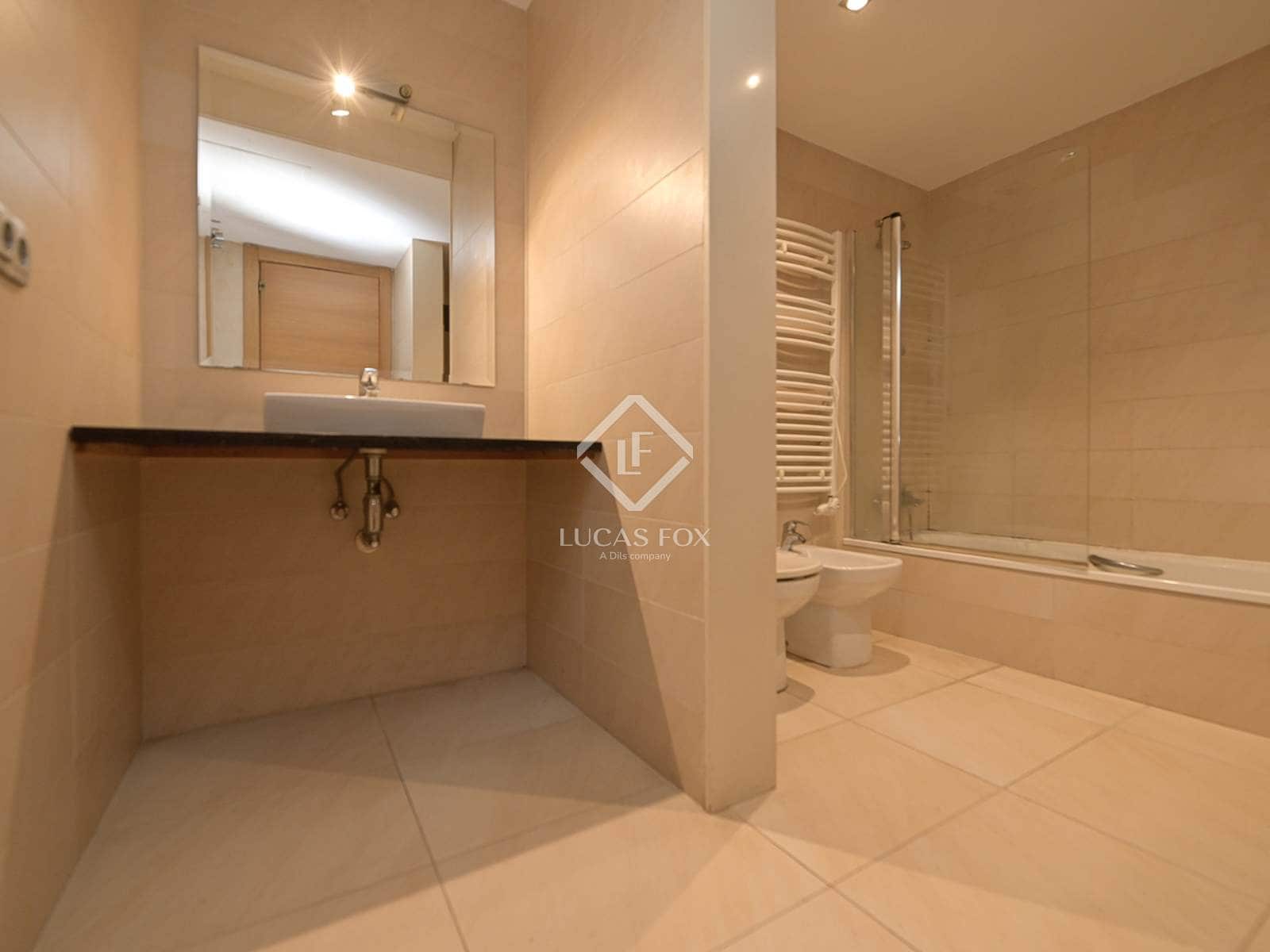 4 soveværelse Villa til salg i Sant Antoni de Calonge med swimmingpool garage - € 550.000 (Ref: 9072235)