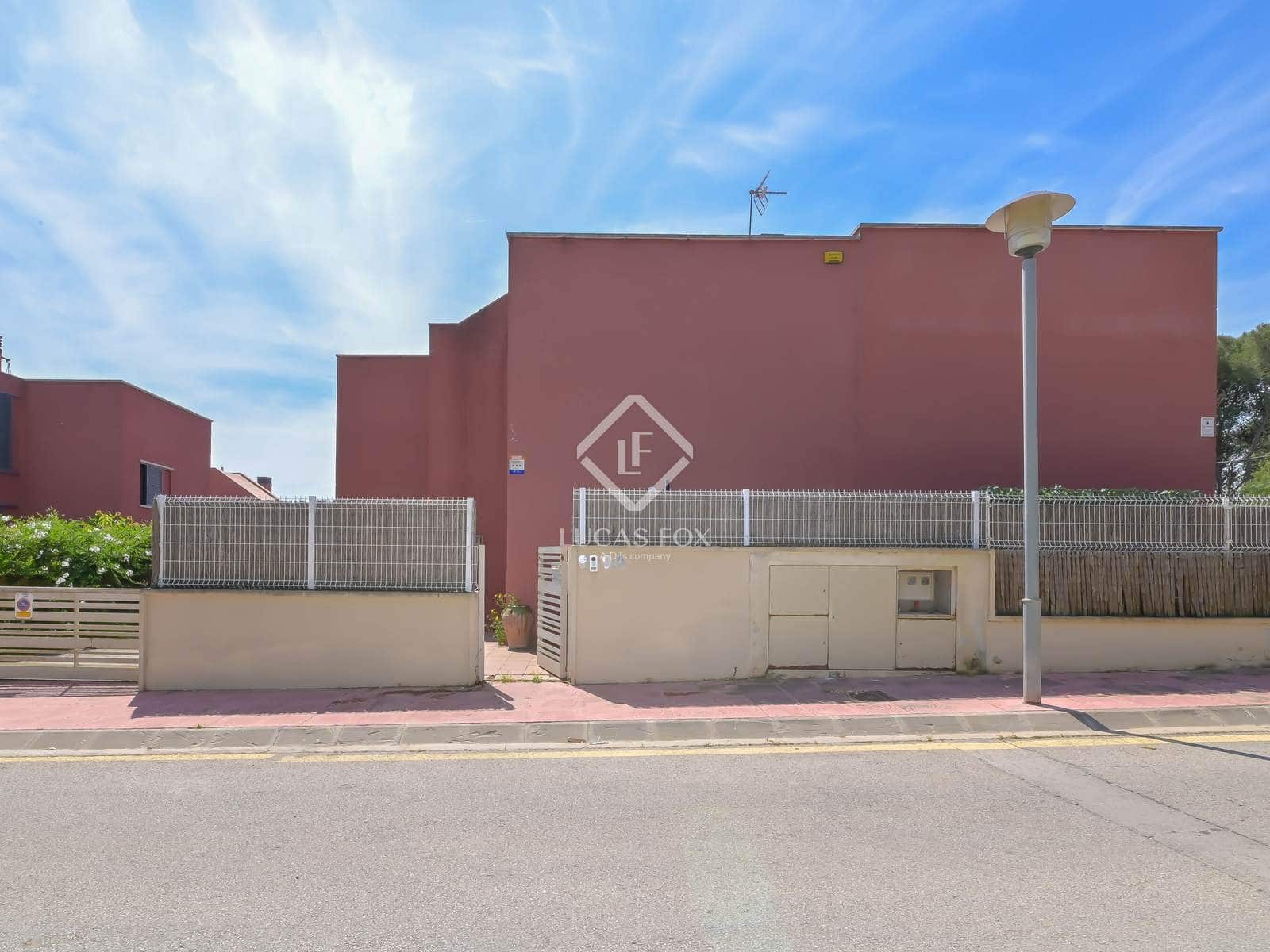 4 soveværelse Villa til salg i Sant Antoni de Calonge med swimmingpool garage - € 550.000 (Ref: 9072235)