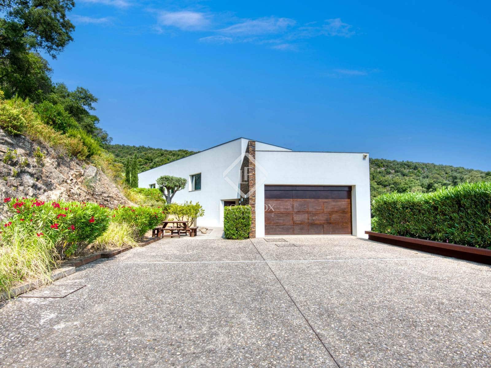 5 slaapkamer Villa te koop in Calonge i Sant Antoni met zwembad - € 2.380.000 (Ref: 9072561)