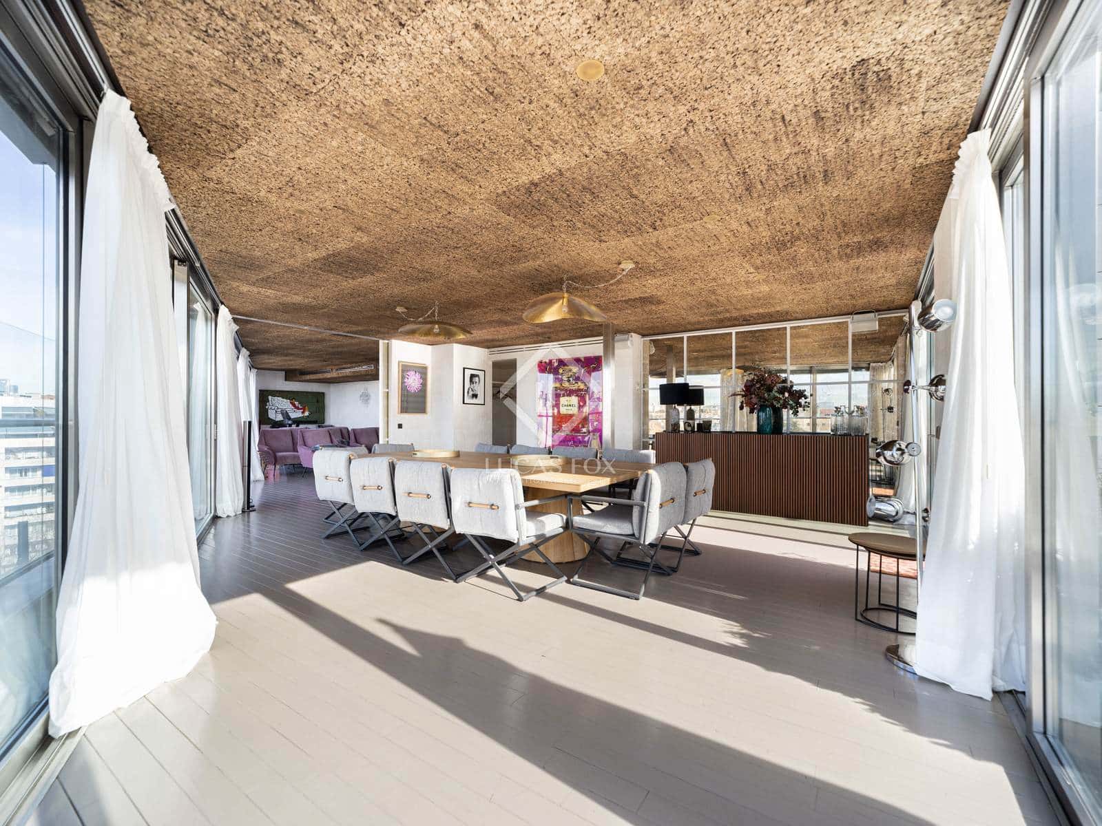 4 soveværelse Penthouse til salg i Madrid by med swimmingpool garage - € 12.500.000 (Ref: 9072563)