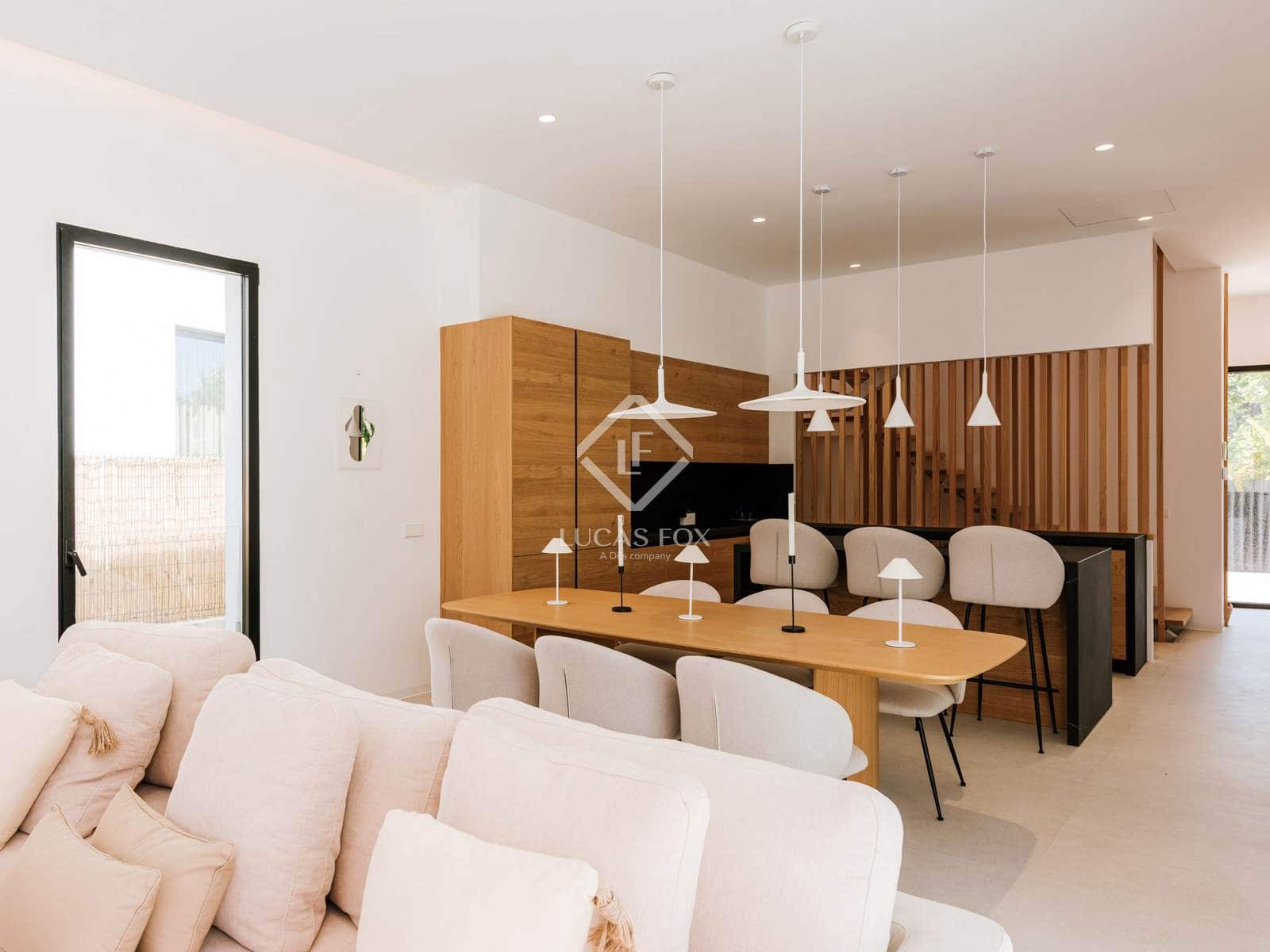 3 soverom Villa til salgs i Nuestra Senora de Jesus med svømmebasseng garasje - € 2 950 000 (Ref: 9072712)