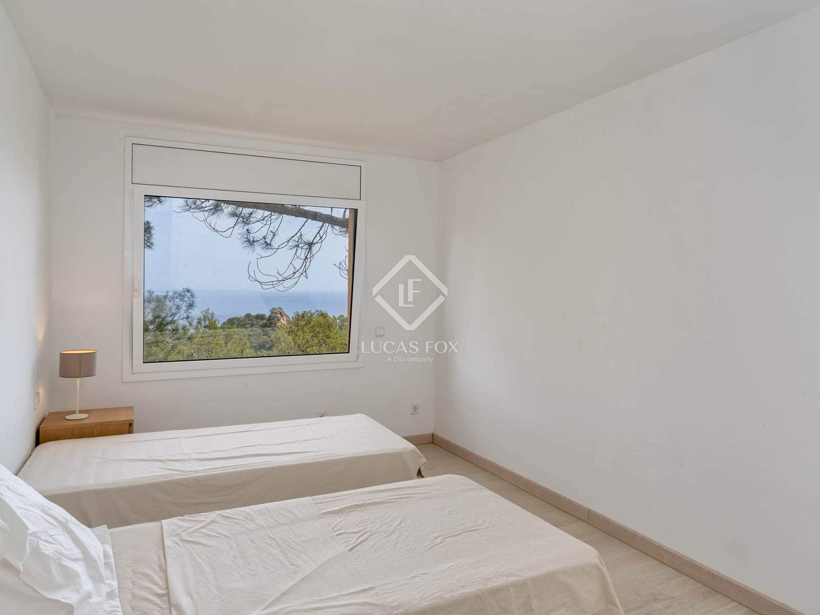 5 bedroom Villa for sale in Begur with pool garage - € 1,390,000 (Ref: 9072892)