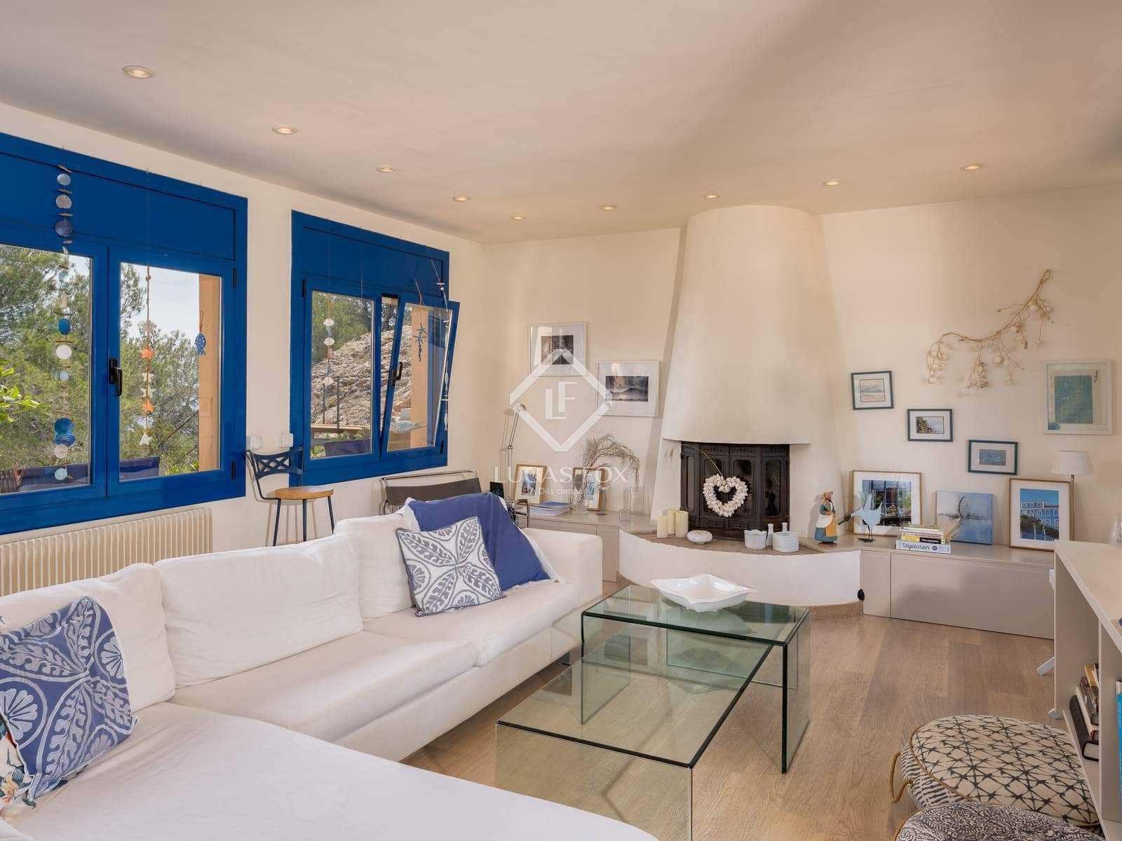 5 bedroom Villa for sale in Begur with pool garage - € 1,390,000 (Ref: 9072892)