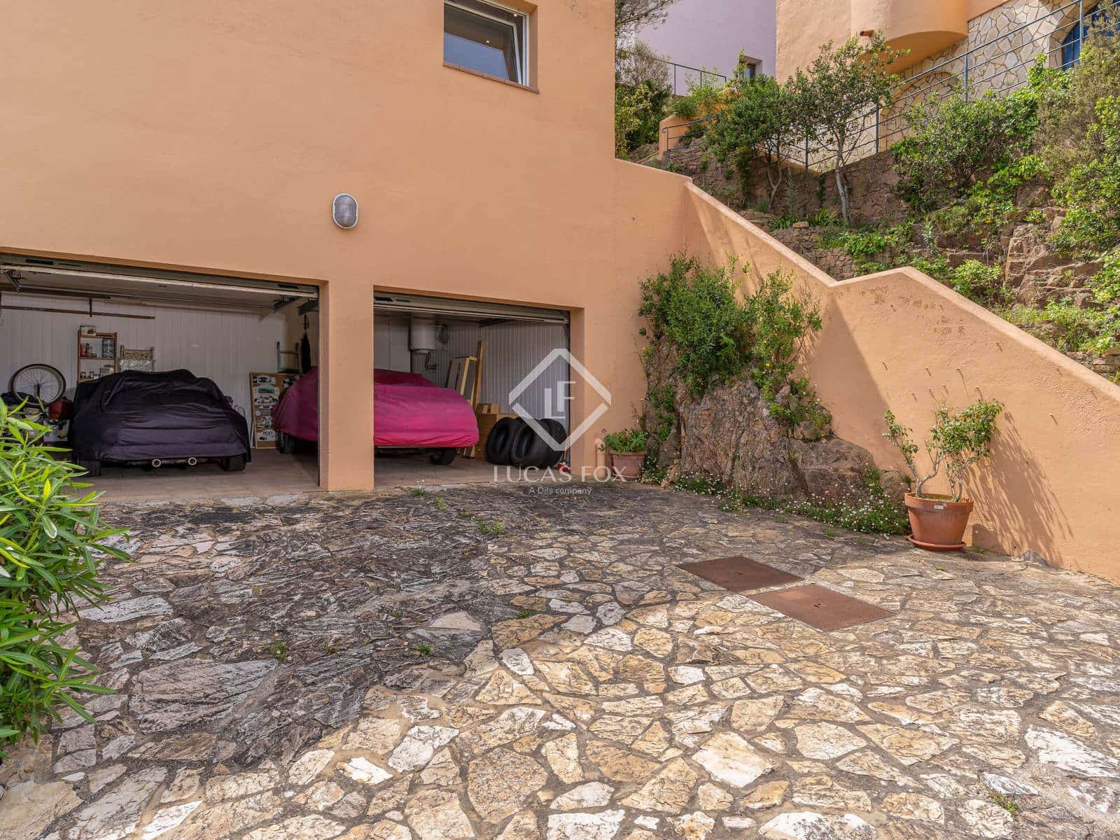 5 bedroom Villa for sale in Begur with pool garage - € 1,390,000 (Ref: 9072892)