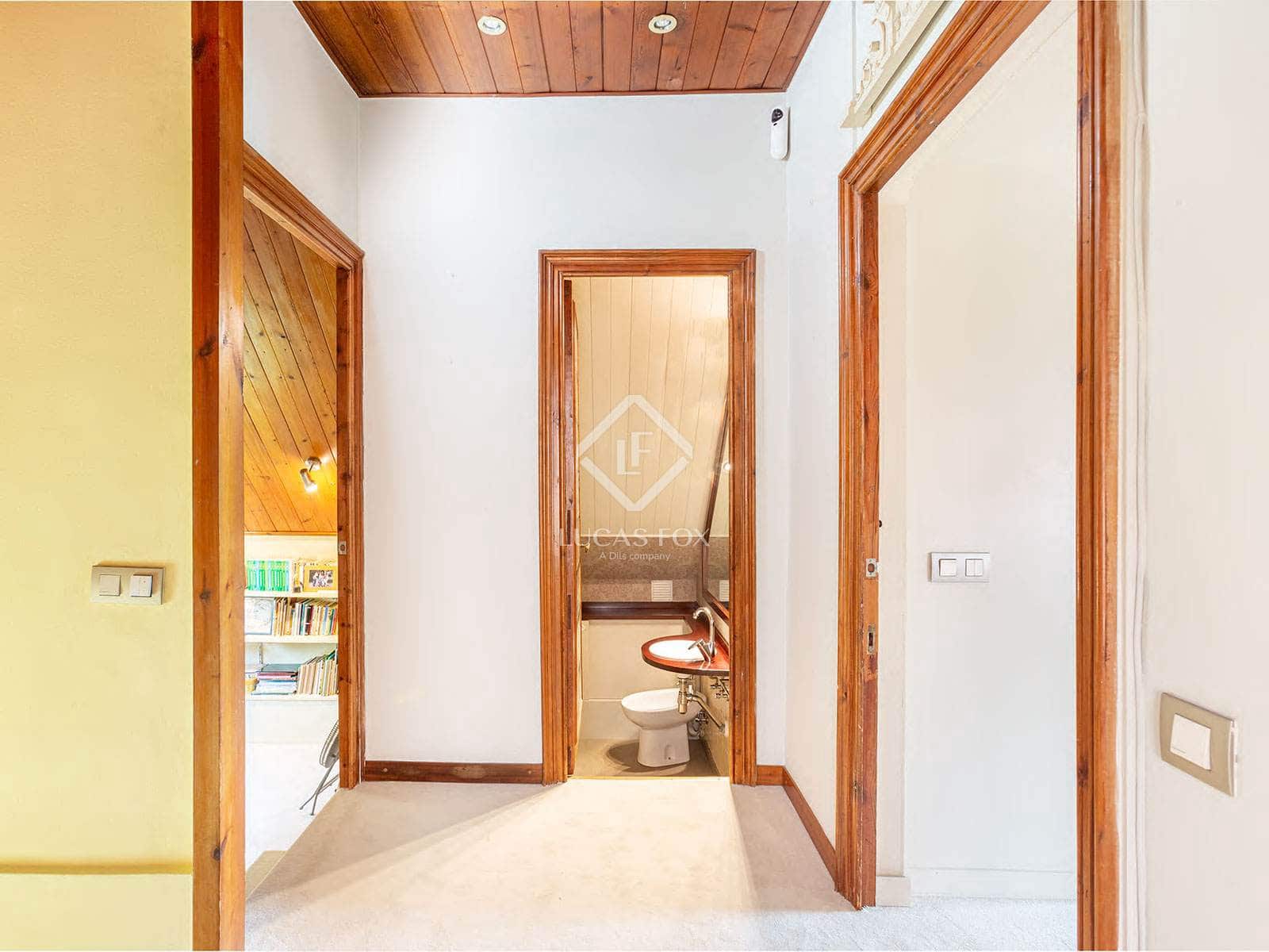 4 bedroom Villa for sale in Barcelona city with garage - € 2,250,000 (Ref: 9074523)