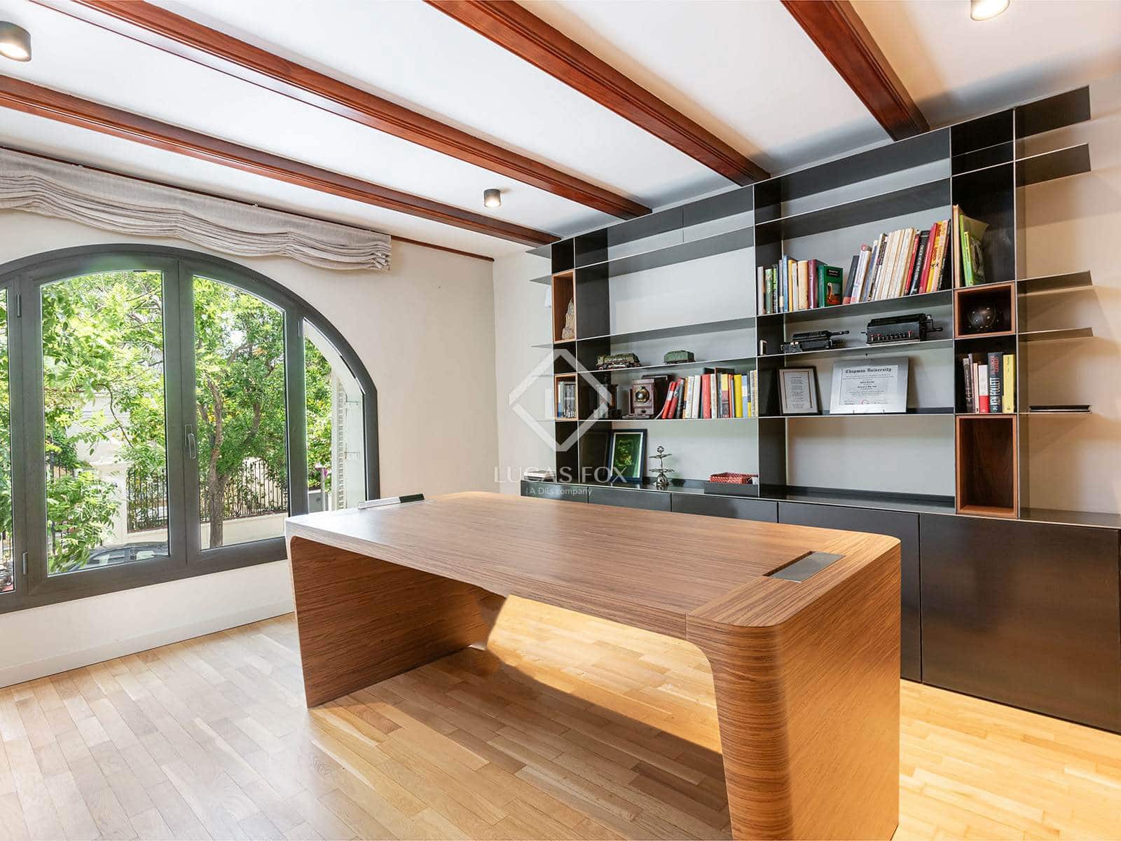 4 bedroom Villa for sale in Barcelona city with garage - € 2,250,000 (Ref: 9074523)