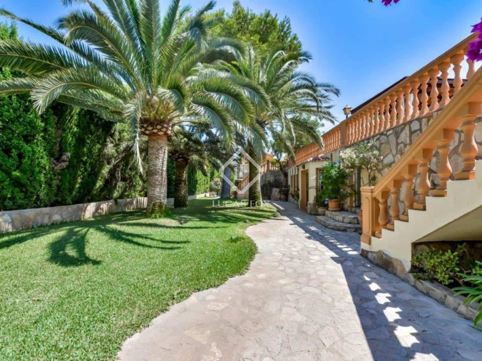 9 chambre Villa/Maison à vendre à Calpe / Calp avec piscine garage - 1 700 000 € (Ref: 9076962)