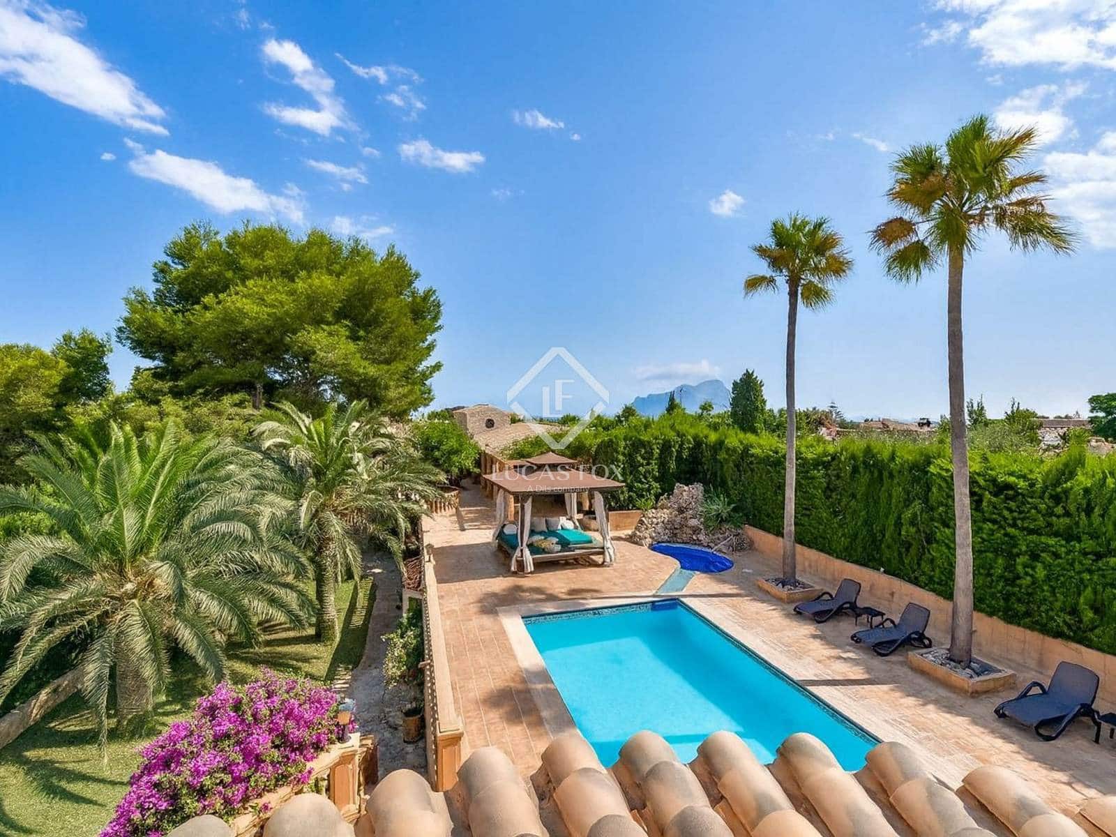 9 chambre Villa/Maison à vendre à Calpe / Calp avec piscine garage - 1 700 000 € (Ref: 9076962)