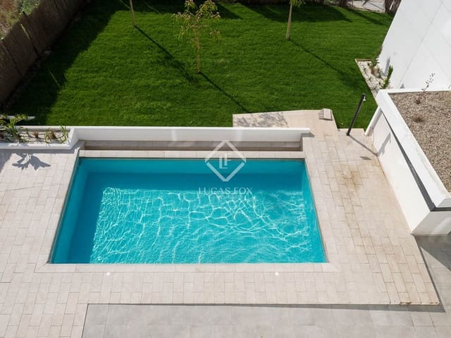 3 quarto Penthouse para venda em Vigo com piscina garagem - 995 000 € (Ref: 9076963)