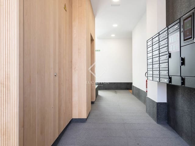 Ático de 3 habitaciones en Vigo en venta con piscina garaje - 995.000 € (Ref: 9076963)