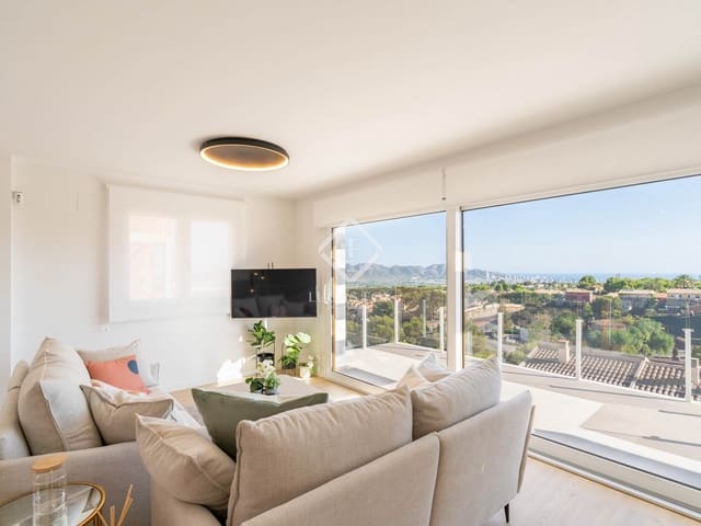 4 Zimmer Villa zu verkaufen in La Nucia mit Pool Garage - 435.000 € (Ref: 9076968)