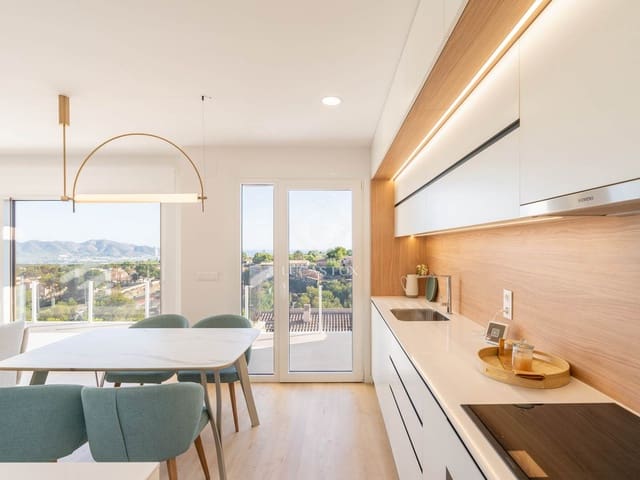 Chalet de 4 habitaciones en La Nucia en venta con piscina garaje - 545.000 € (Ref: 9076970)