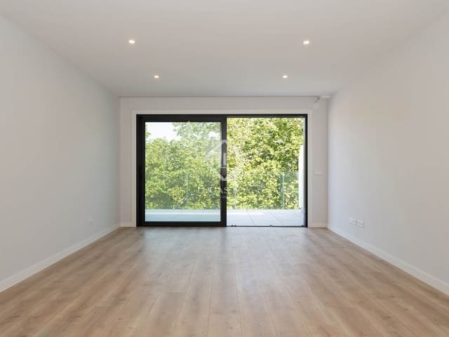 3 bedroom Penthouse for sale in Vigo with garage - € 1,285,000 (Ref: 9080704)