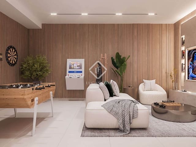 4 soveværelse Villa til salg i Málaga by med garage - € 443.000 (Ref: 9081965)