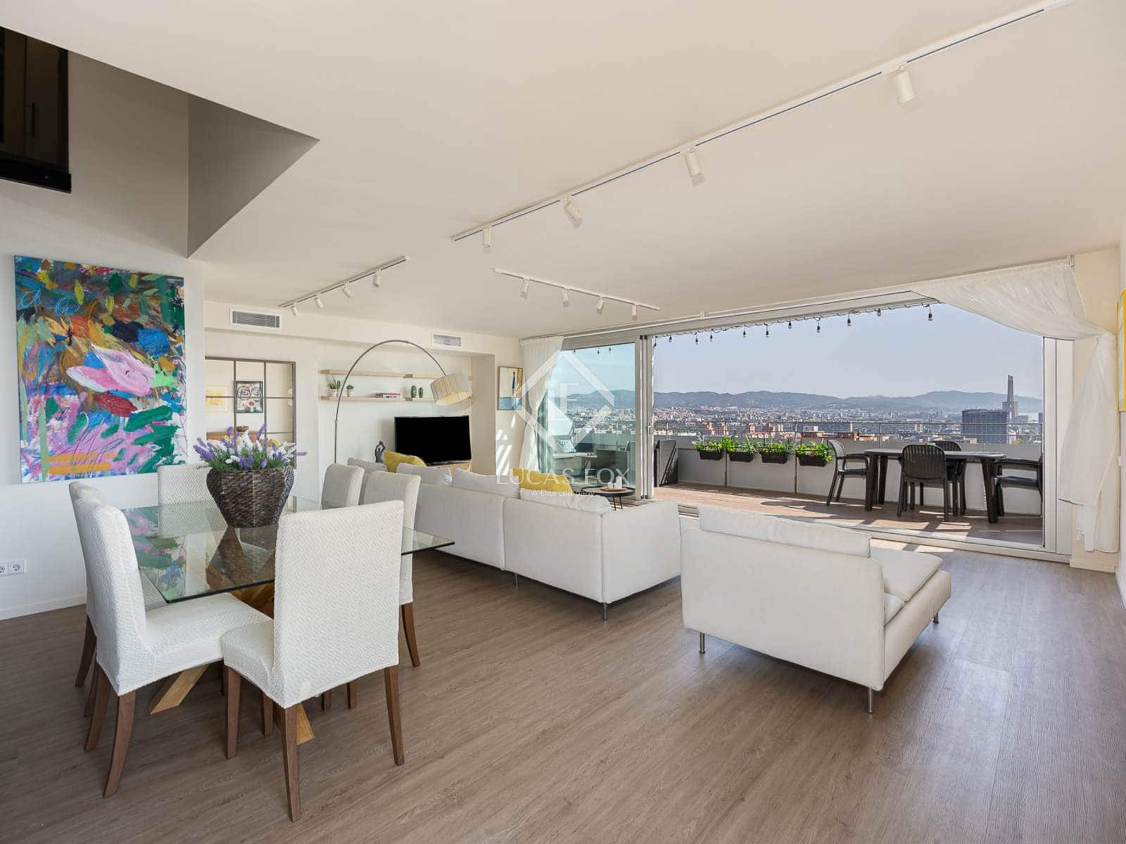 3 bedroom Penthouse for rent in Barcelona city with pool - € 5,700 (Ref: 9082658)