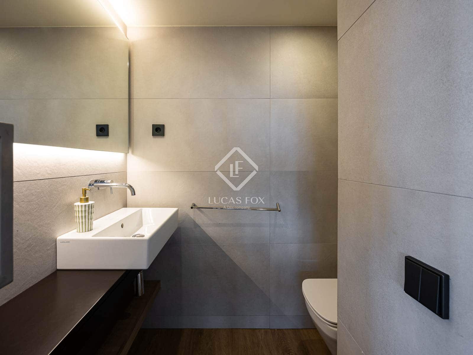 3 bedroom Penthouse for rent in Barcelona city with pool - € 5,700 (Ref: 9082658)