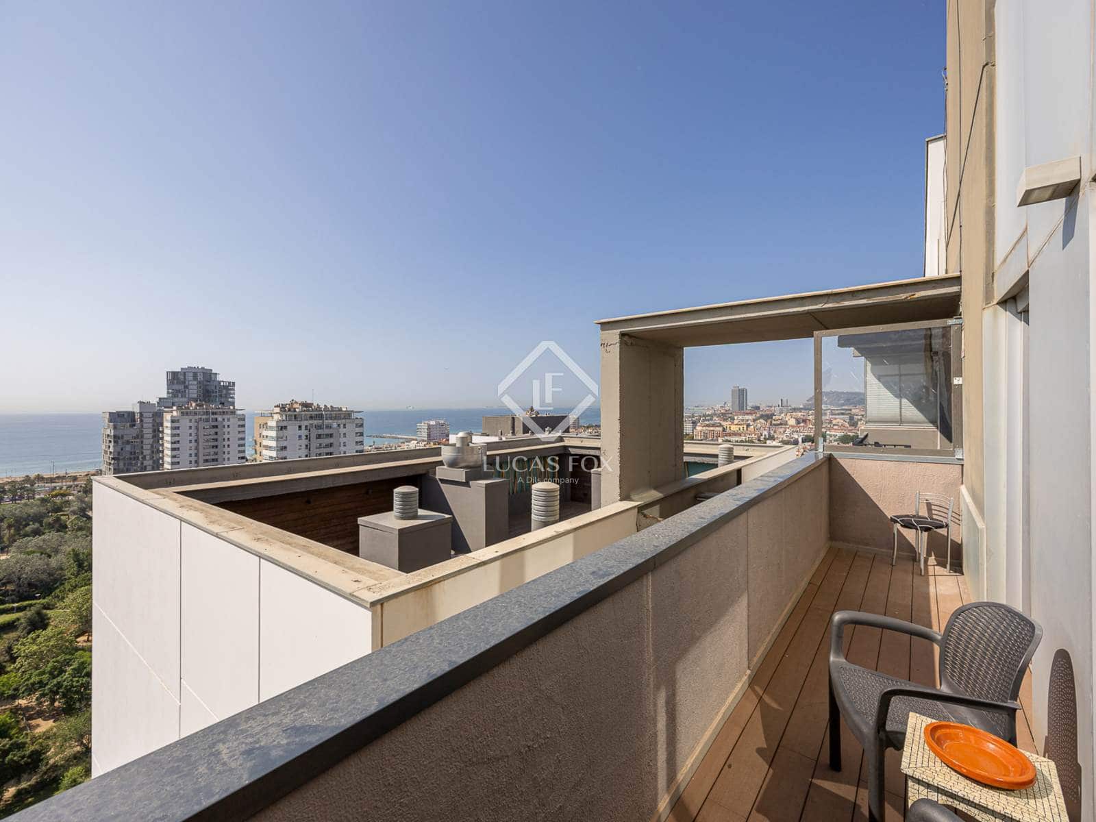 3 bedroom Penthouse for rent in Barcelona city with pool - € 5,700 (Ref: 9082658)