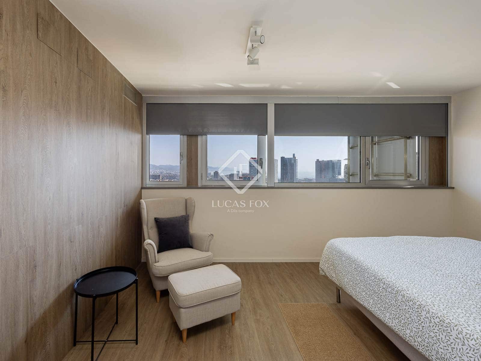 3 bedroom Penthouse for rent in Barcelona city with pool - € 5,700 (Ref: 9082658)