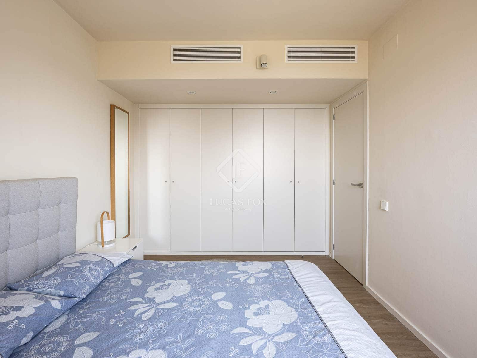 3 bedroom Penthouse for rent in Barcelona city with pool - € 5,700 (Ref: 9082658)