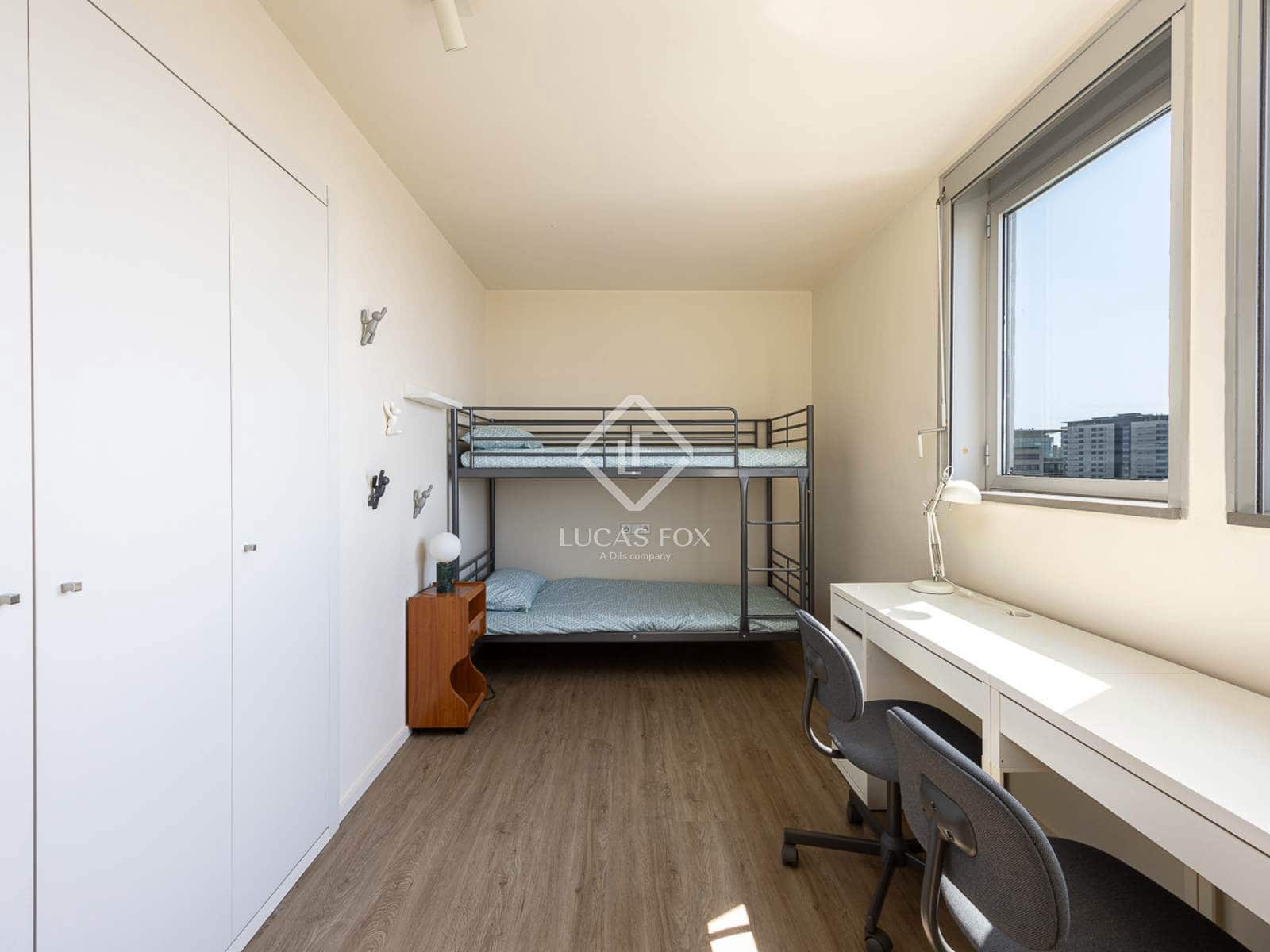 3 bedroom Penthouse for rent in Barcelona city with pool - € 5,700 (Ref: 9082658)