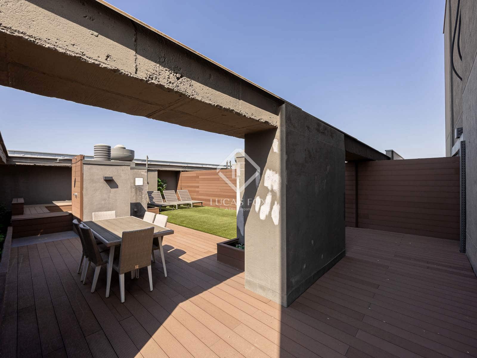 3 bedroom Penthouse for rent in Barcelona city with pool - € 5,700 (Ref: 9082658)