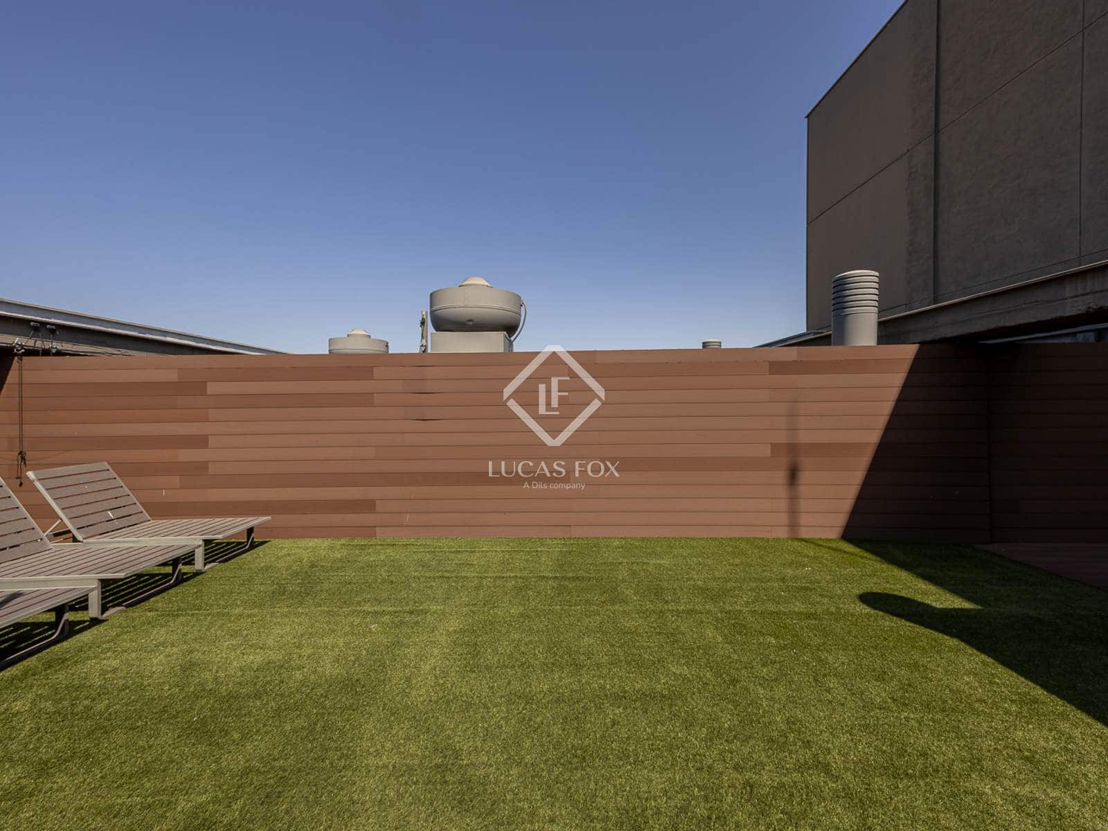 3 bedroom Penthouse for rent in Barcelona city with pool - € 5,700 (Ref: 9082658)