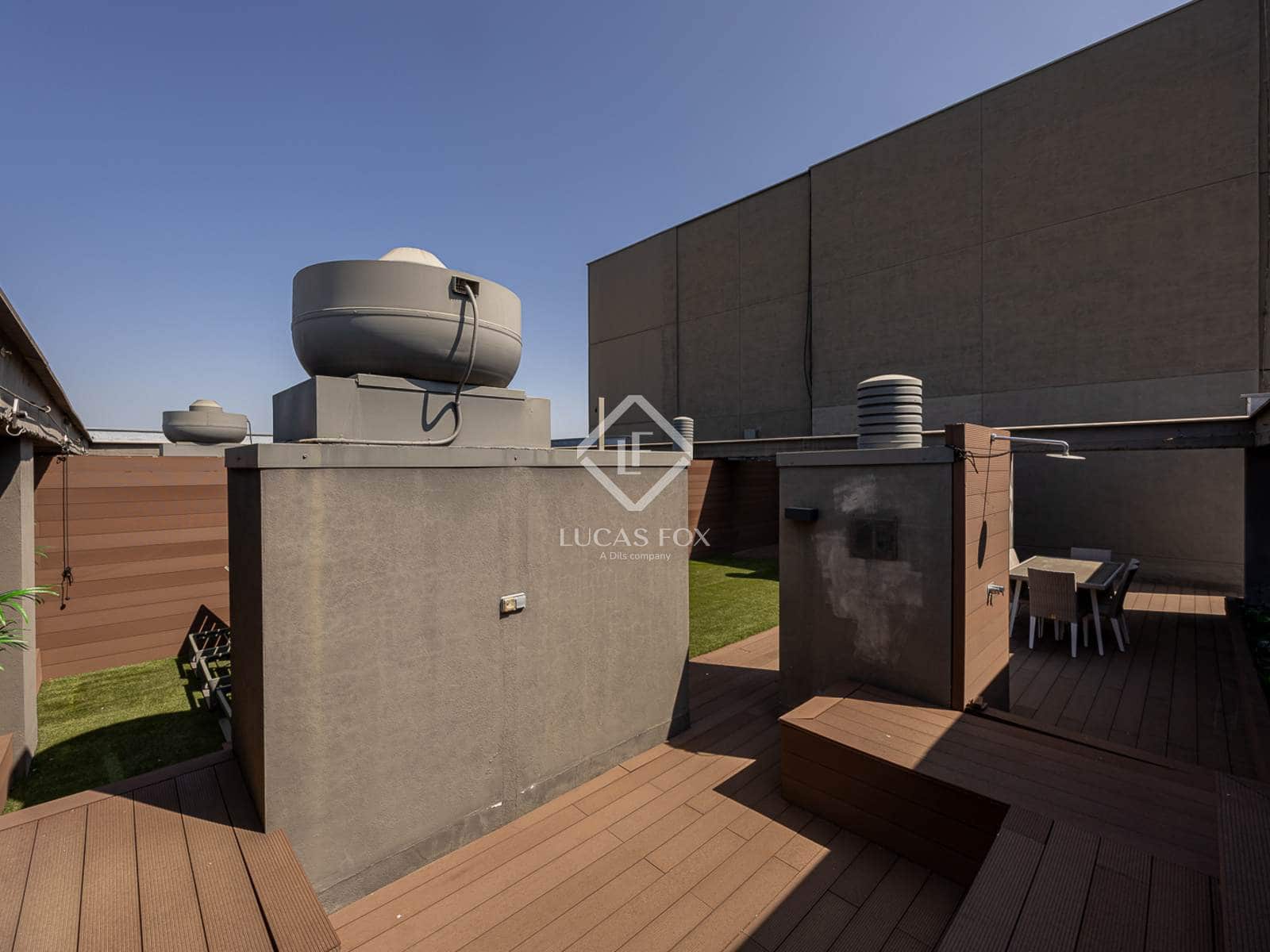 3 bedroom Penthouse for rent in Barcelona city with pool - € 5,700 (Ref: 9082658)