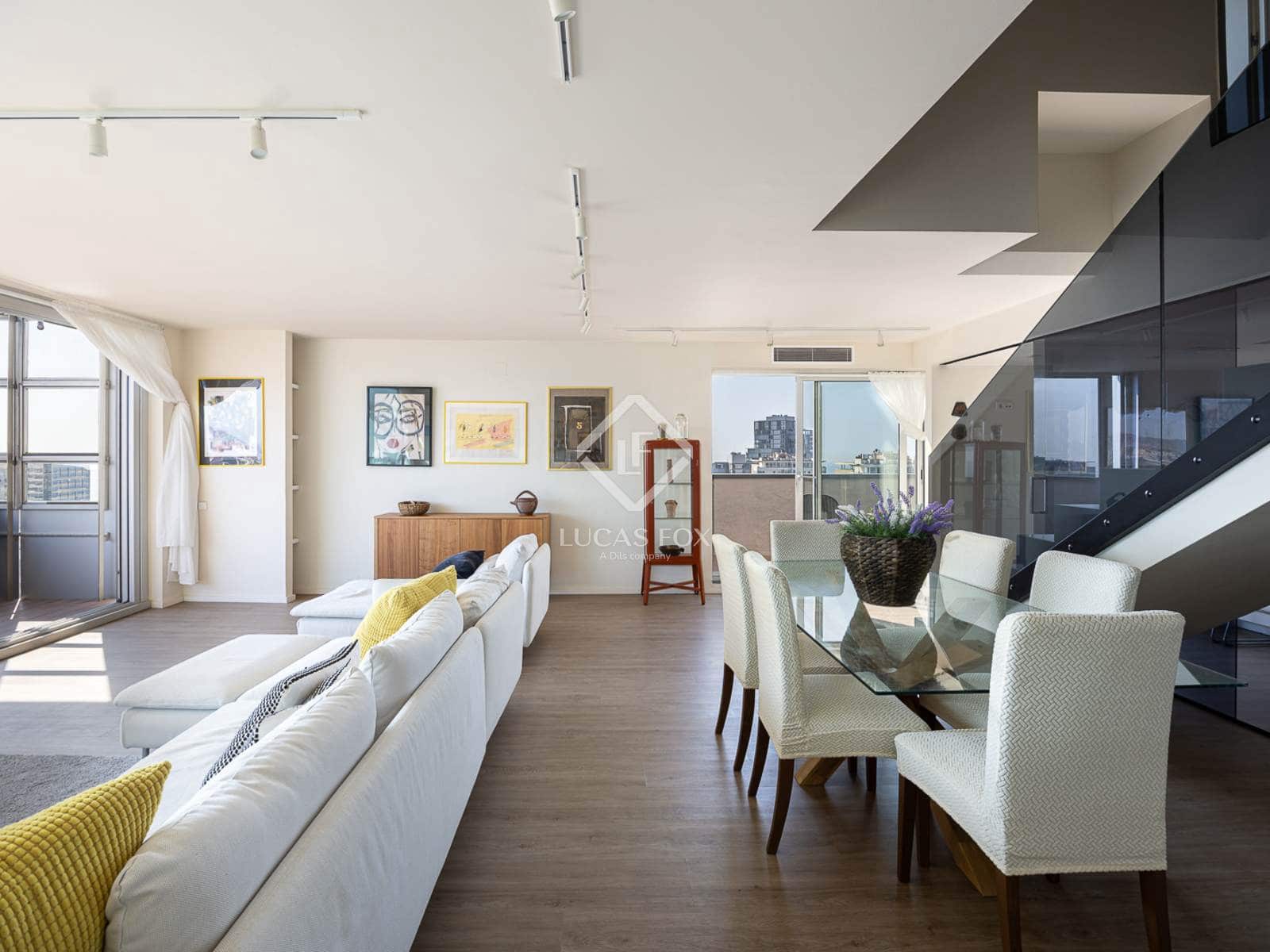 3 bedroom Penthouse for rent in Barcelona city with pool - € 5,700 (Ref: 9082658)