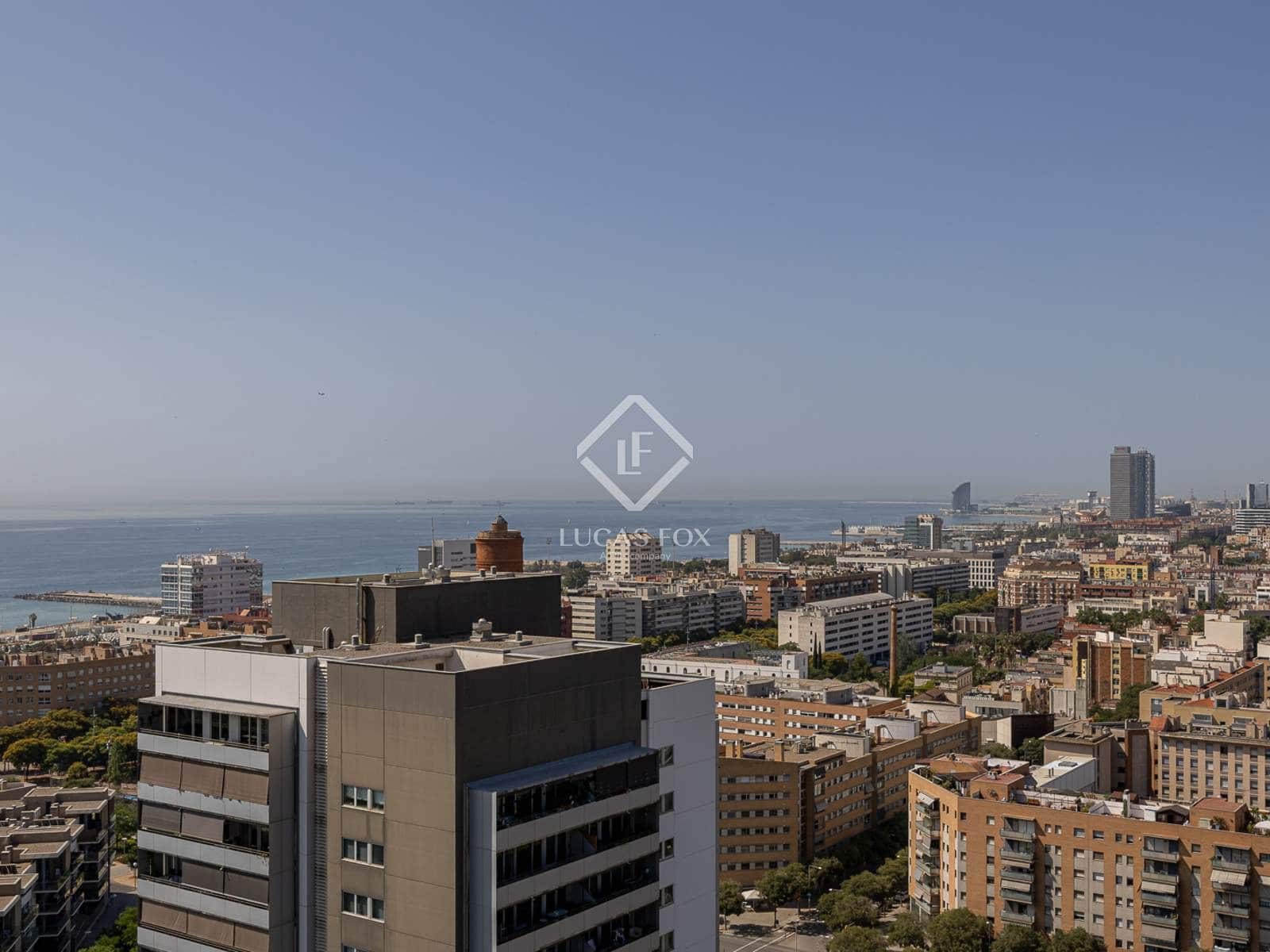 3 bedroom Penthouse for rent in Barcelona city with pool - € 5,700 (Ref: 9082658)