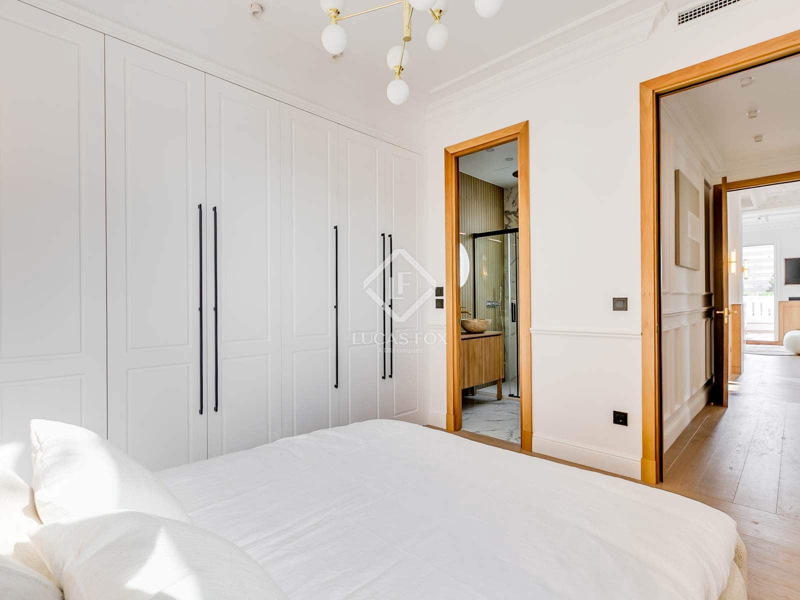 2 sypialnia Penthouse na sprzedaż w Miasto Madryt - 2 599 000 € (Ref: 9084457)