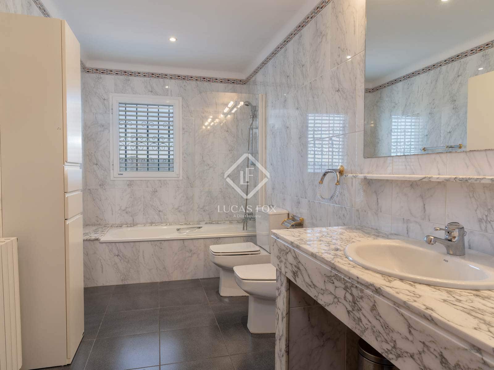 12 soveværelse Villa til salg i Santa Cristina d'Aro med swimmingpool garage - € 1.780.000 (Ref: 9084659)