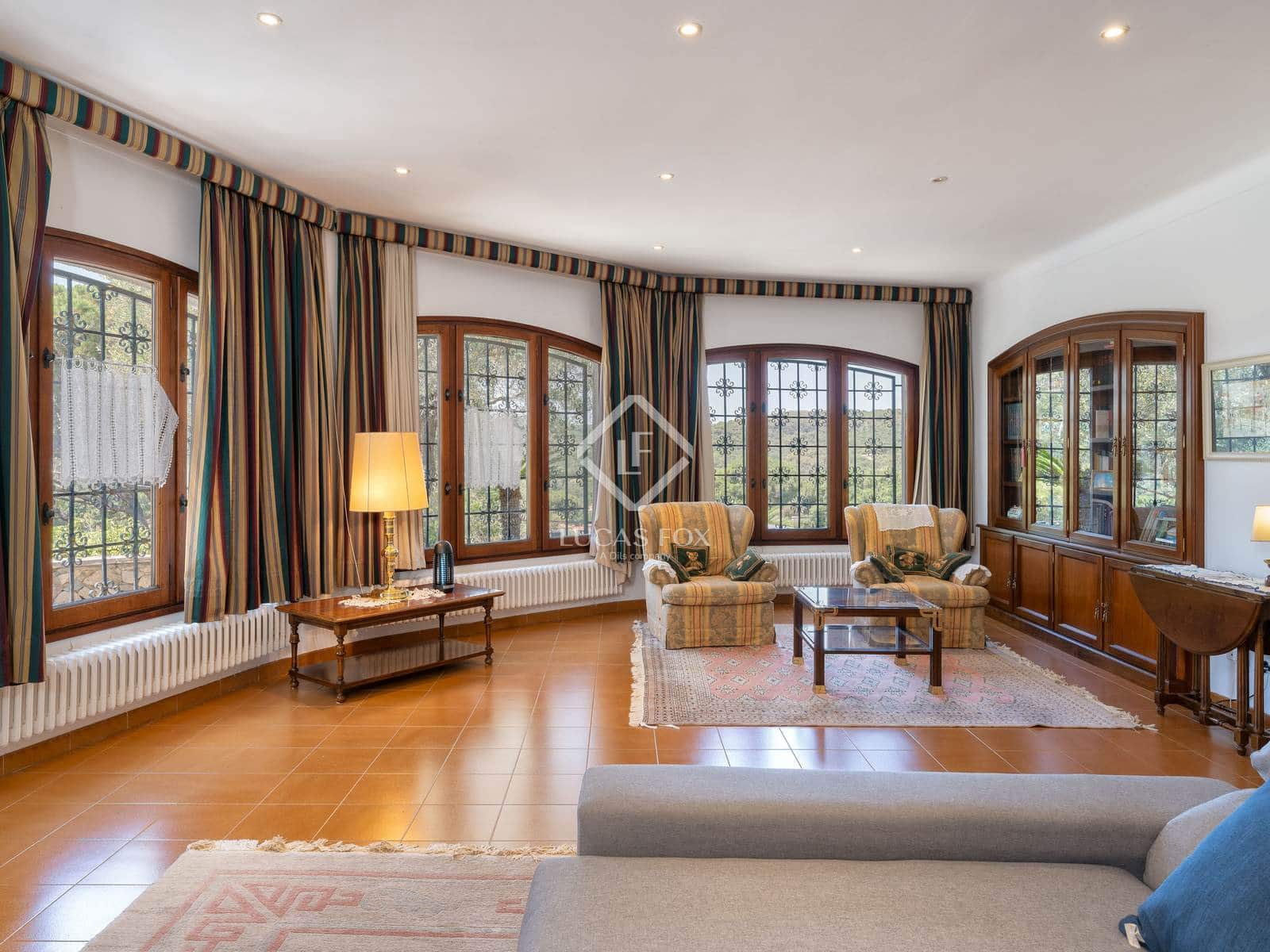 12 soveværelse Villa til salg i Santa Cristina d'Aro med swimmingpool garage - € 1.780.000 (Ref: 9084659)