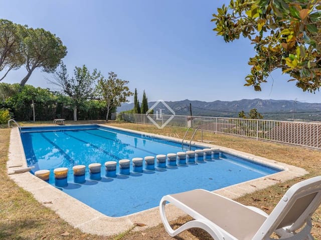 12 soveværelse Villa til salg i Santa Cristina d'Aro med swimmingpool garage - € 1.780.000 (Ref: 9084659)