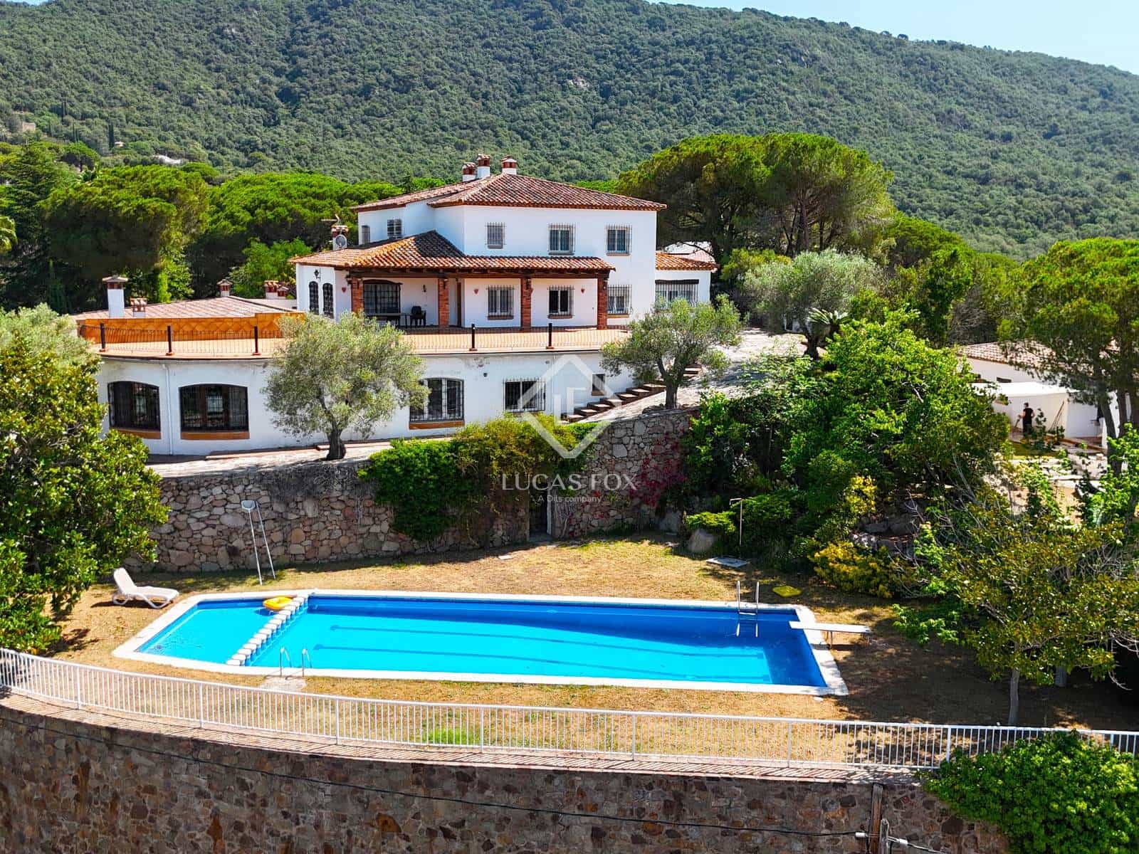 12 soveværelse Villa til salg i Santa Cristina d'Aro med swimmingpool garage - € 1.780.000 (Ref: 9084659)