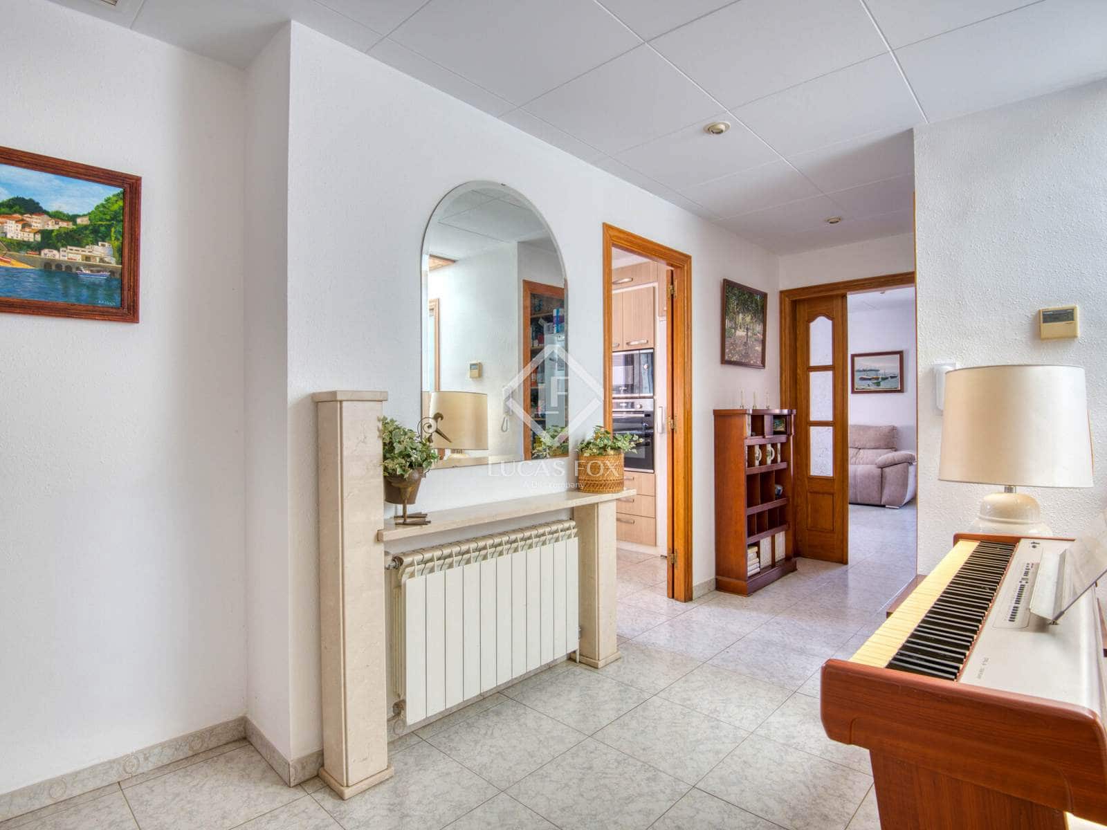 4 Zimmer Villa zu verkaufen in Sant Feliu de Guixols mit Garage - 450.000 € (Ref: 9084661)