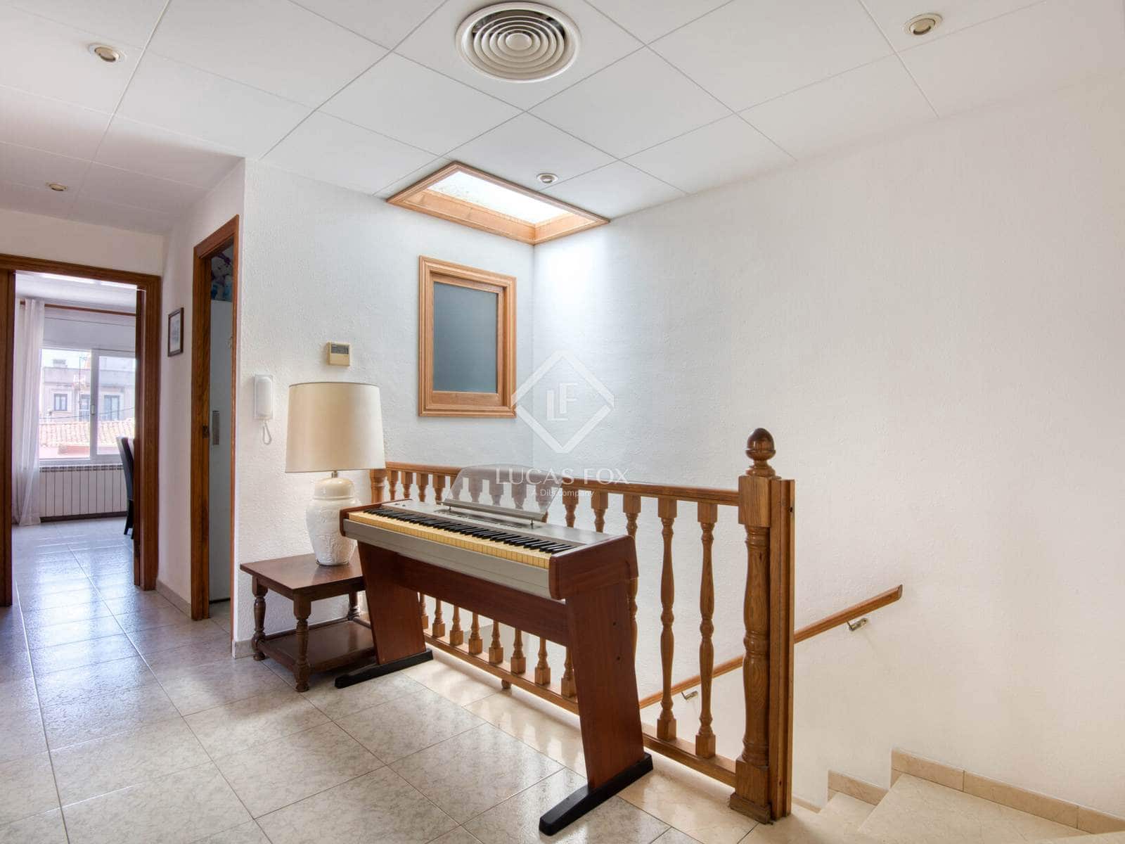 4 Zimmer Villa zu verkaufen in Sant Feliu de Guixols mit Garage - 450.000 € (Ref: 9084661)