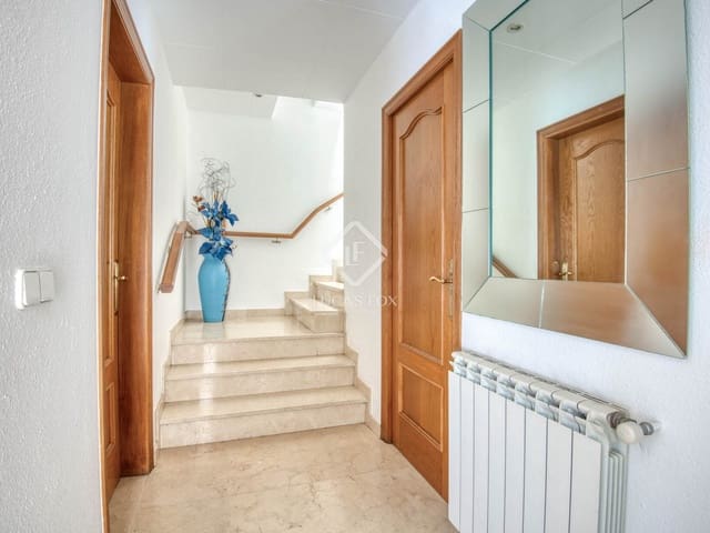 4 Zimmer Villa zu verkaufen in Sant Feliu de Guíxols mit Garage - 450.000 € (Ref: 9084661)