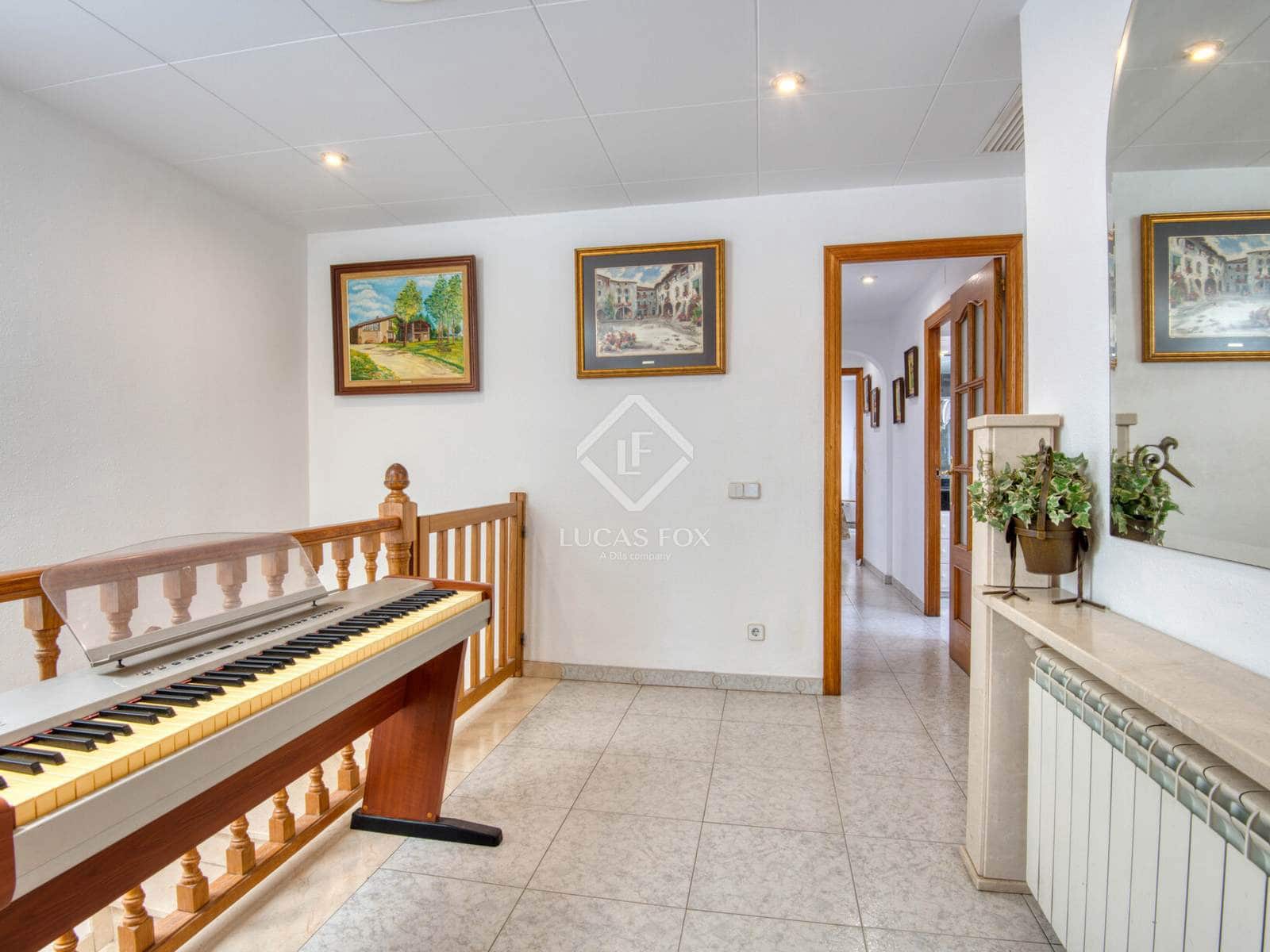 4 Zimmer Villa zu verkaufen in Sant Feliu de Guixols mit Garage - 450.000 € (Ref: 9084661)
