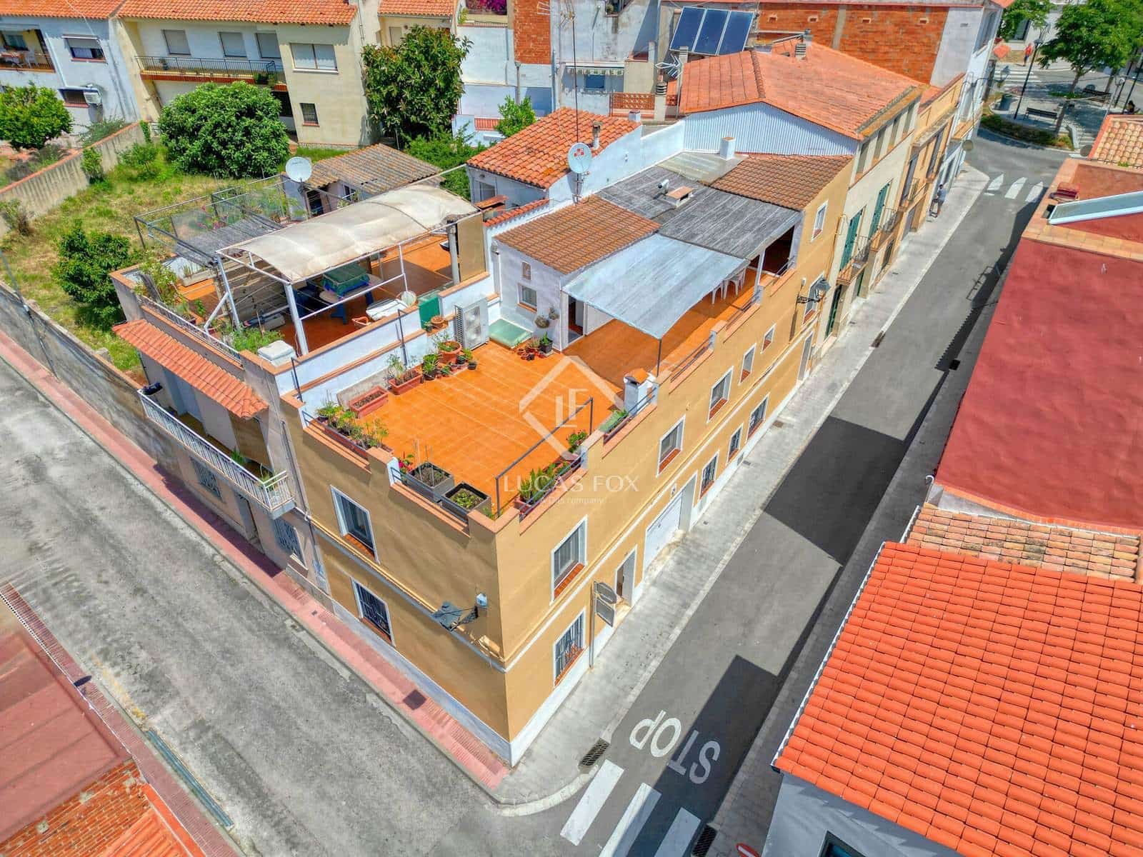 4 bedroom Villa for sale in Sant Feliu de Guixols with garage - € 450,000 (Ref: 9084661)
