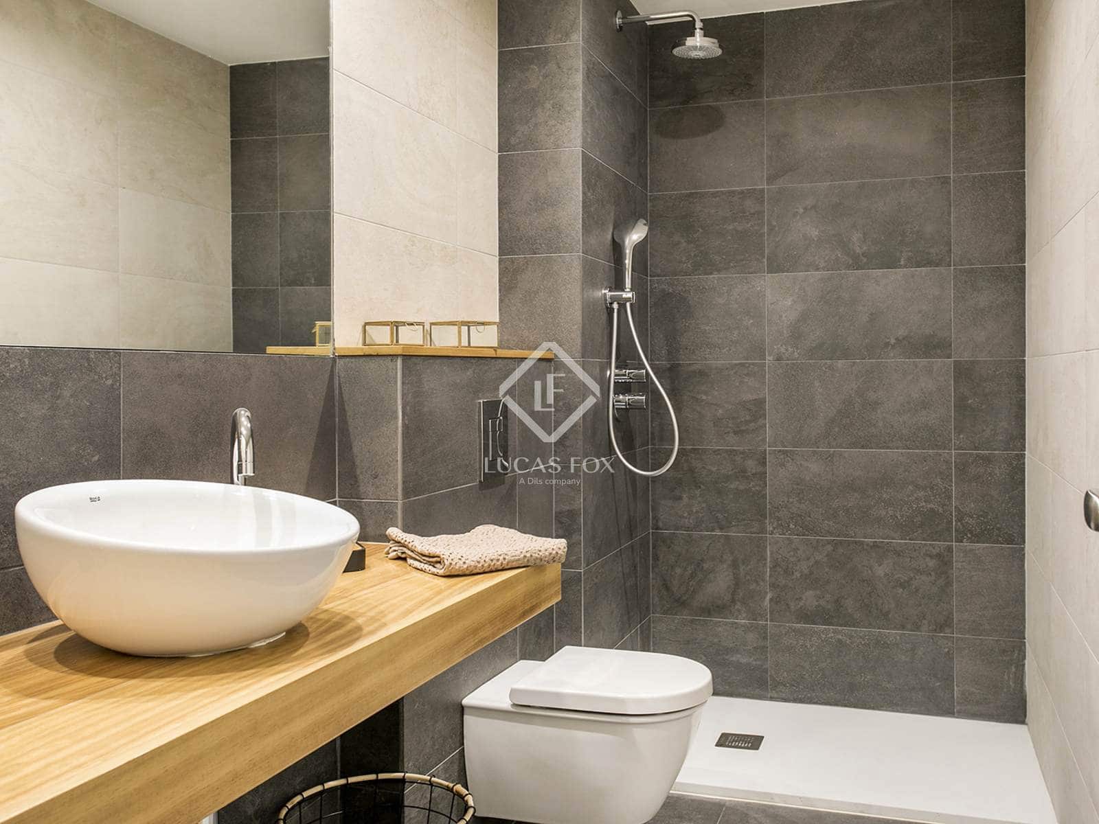 Appartement de 2 chambres à louer à Barcelone ville - 1 690 € (Ref: 9085659)