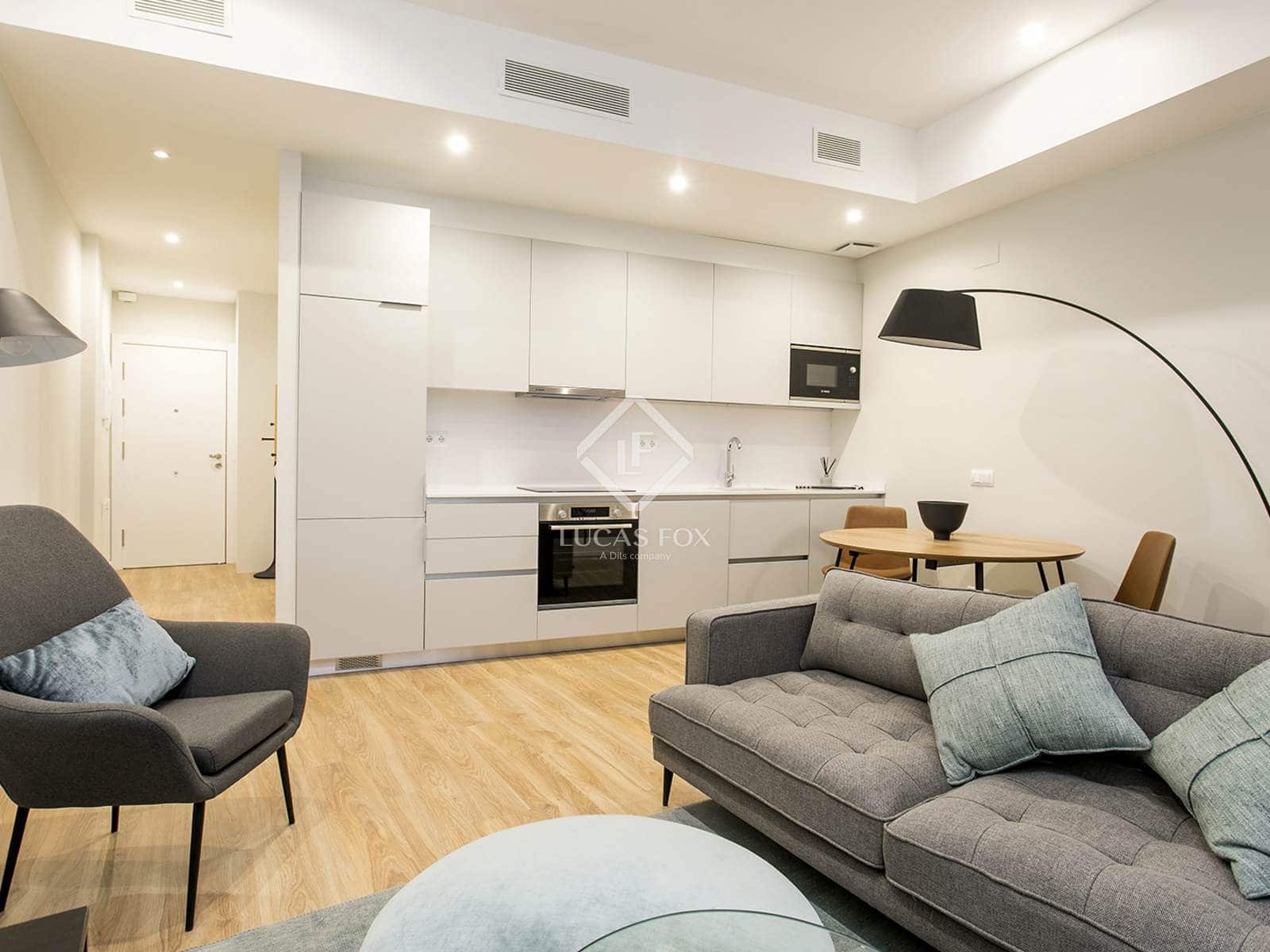 Appartement de 2 chambres à louer à Barcelone ville - 1 690 € (Ref: 9085659)