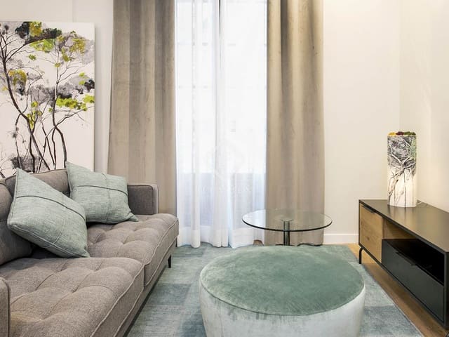 Appartement de 2 chambres à louer à Barcelone ville - 1 690 € (Ref: 9085659)